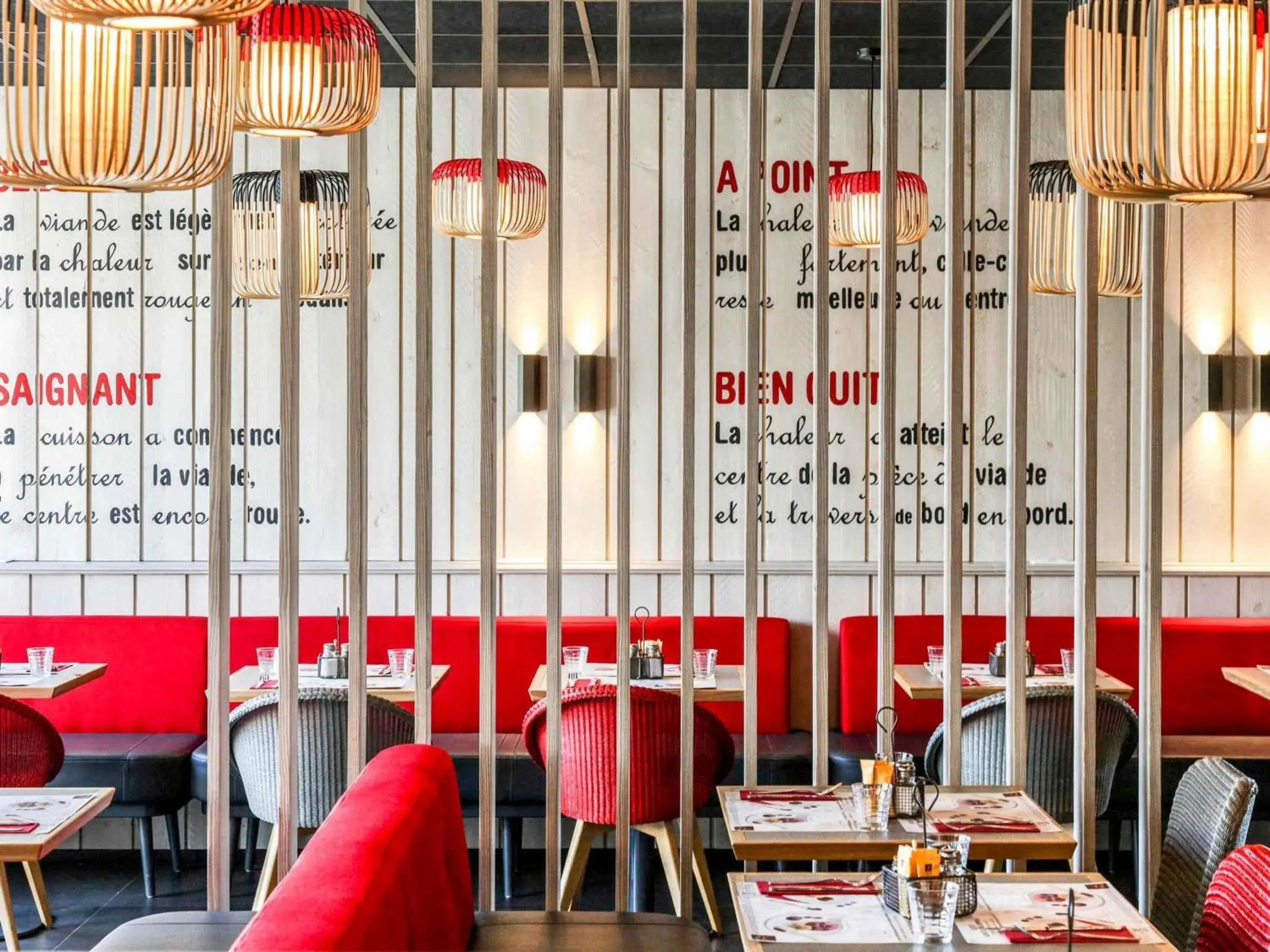 Restaurant/places to eat in ibis Orange Centre Restaurant/places to eat in ibis Orange Centre