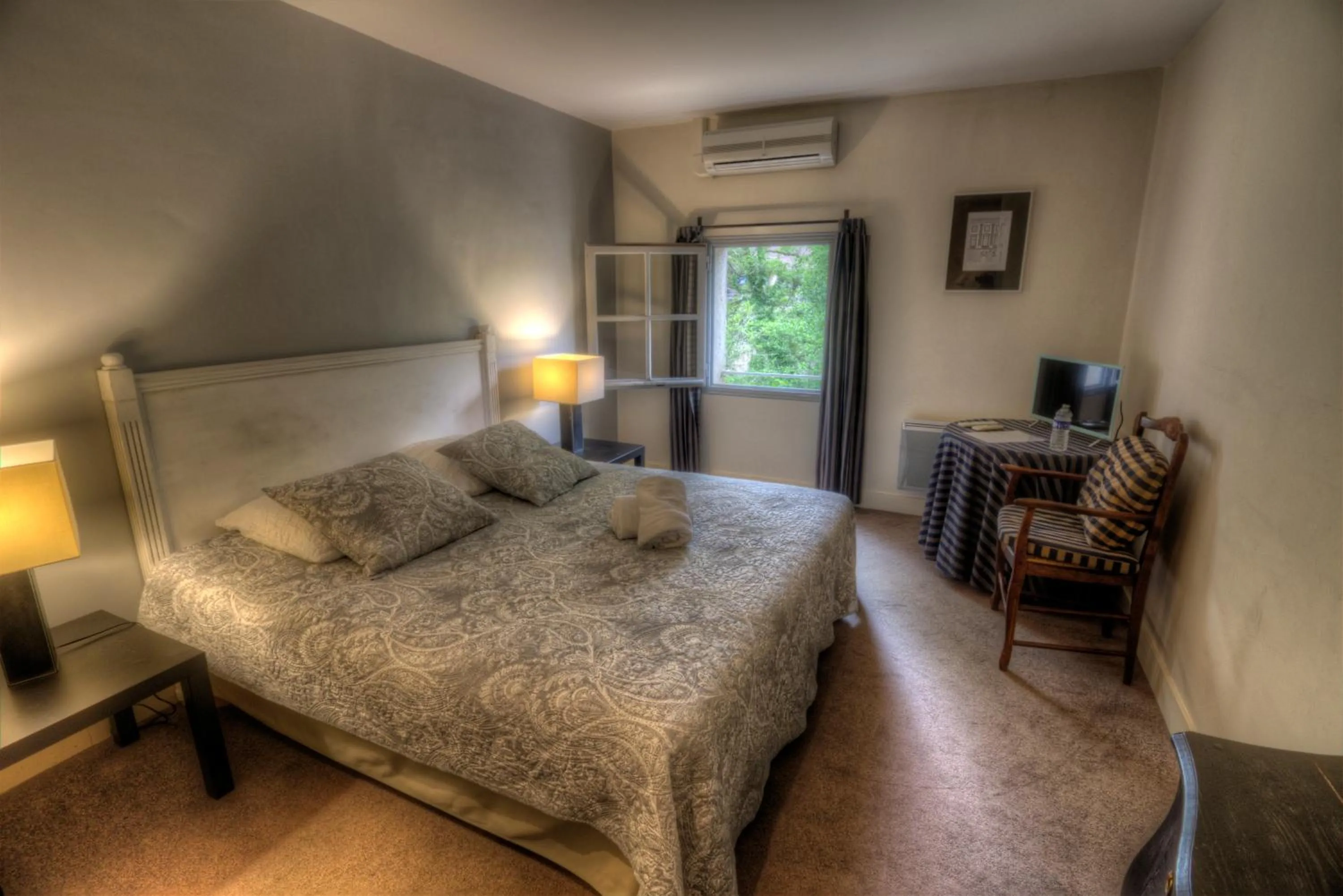 Deluxe Queen Room in Le Moulin De La Beune