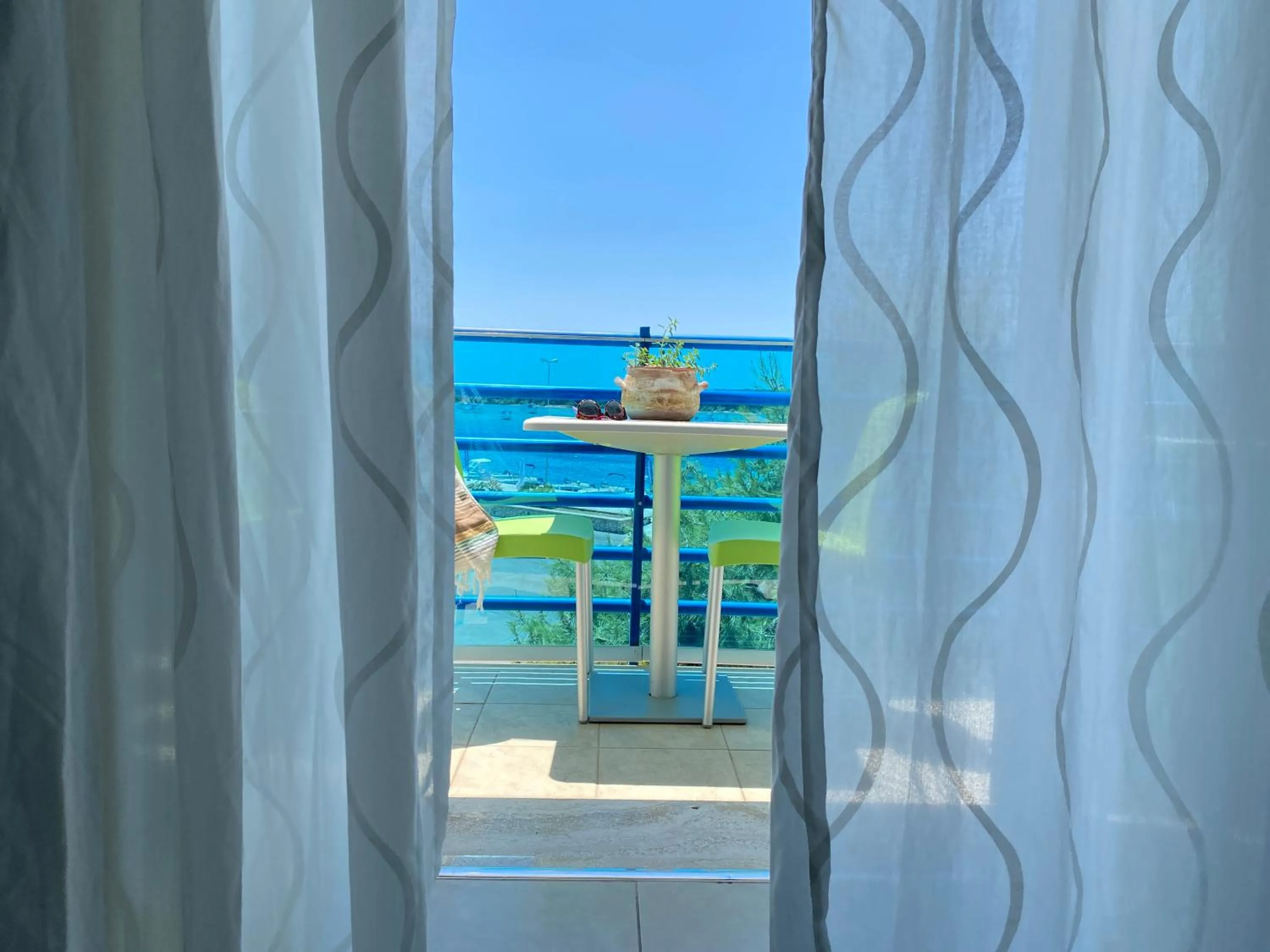 FronteMare Rooms