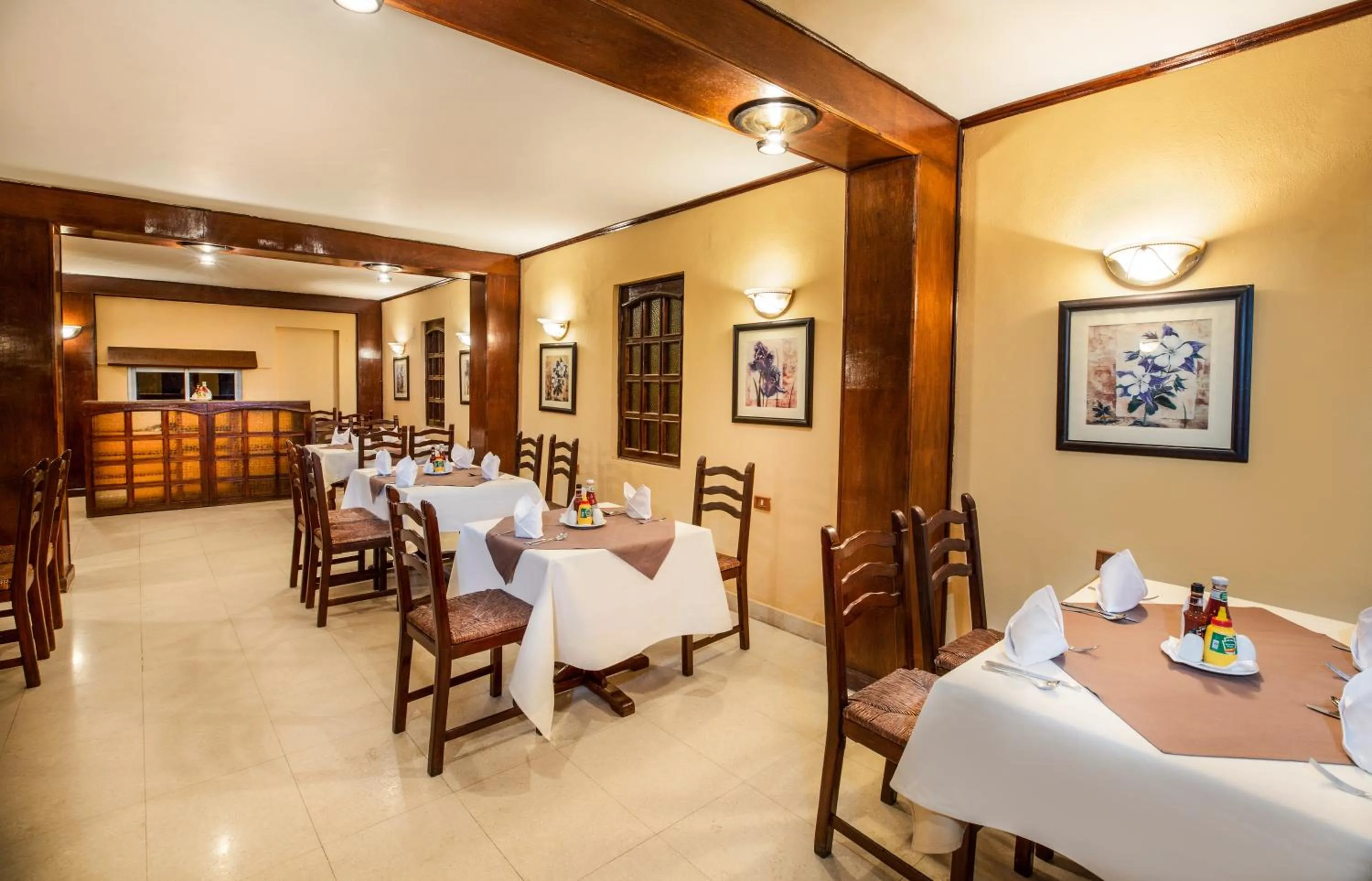 Restaurant/places to eat in Obelisk Nile Hotel Aswan