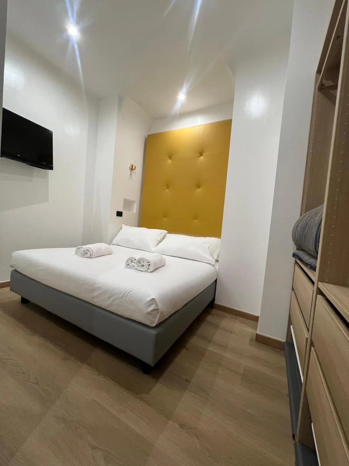 Bed in Hotel Ercoli House