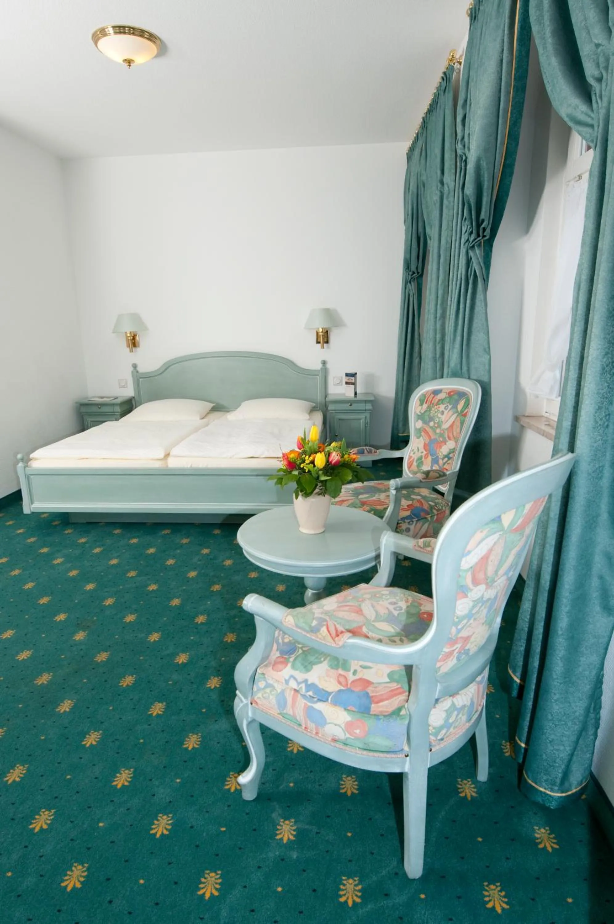 Photo of the whole room, Bed in Hotel GARNI Residenz Am Markt Meißen