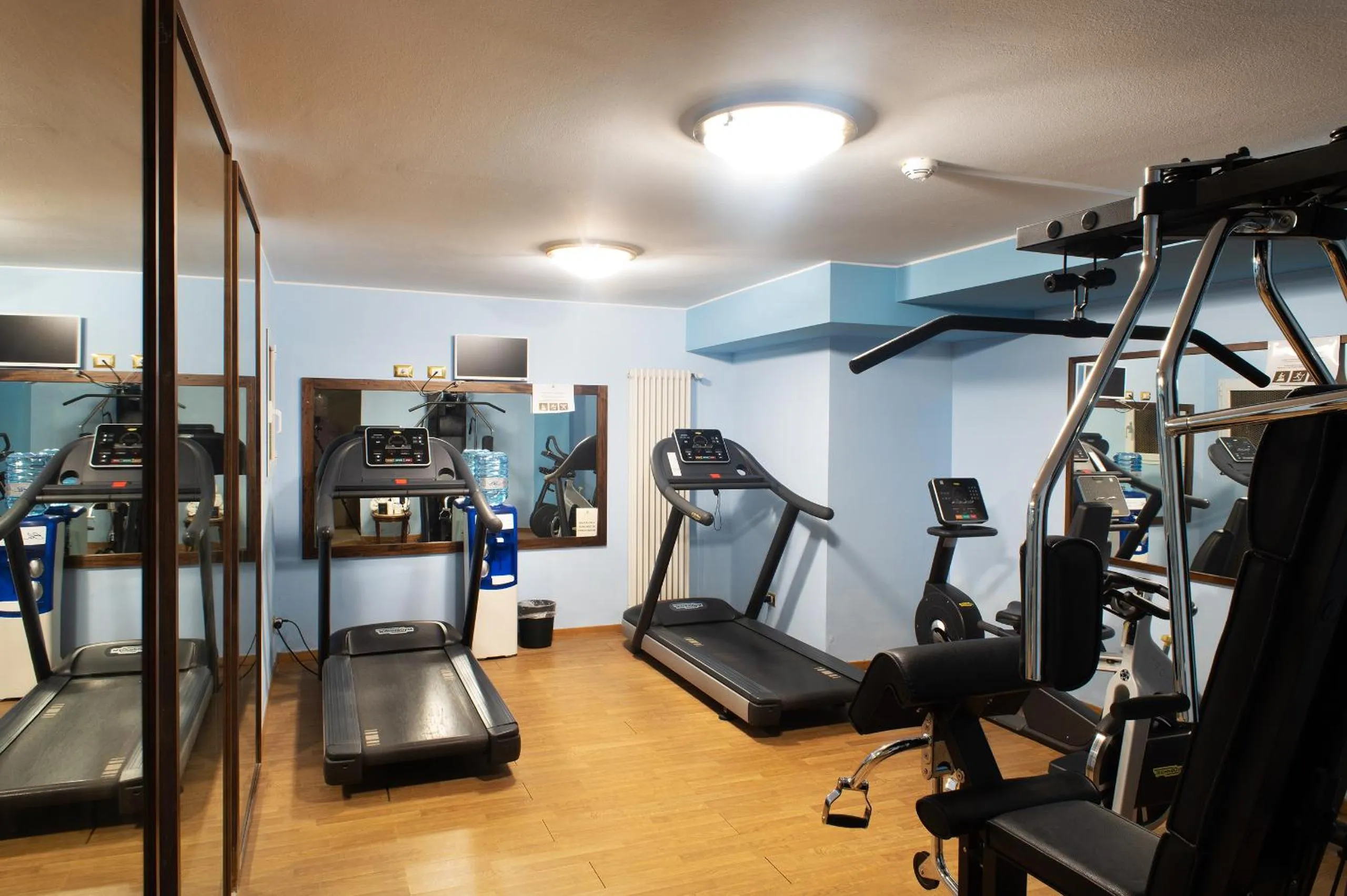 Fitness centre/facilities in Santa Barbara Hotel