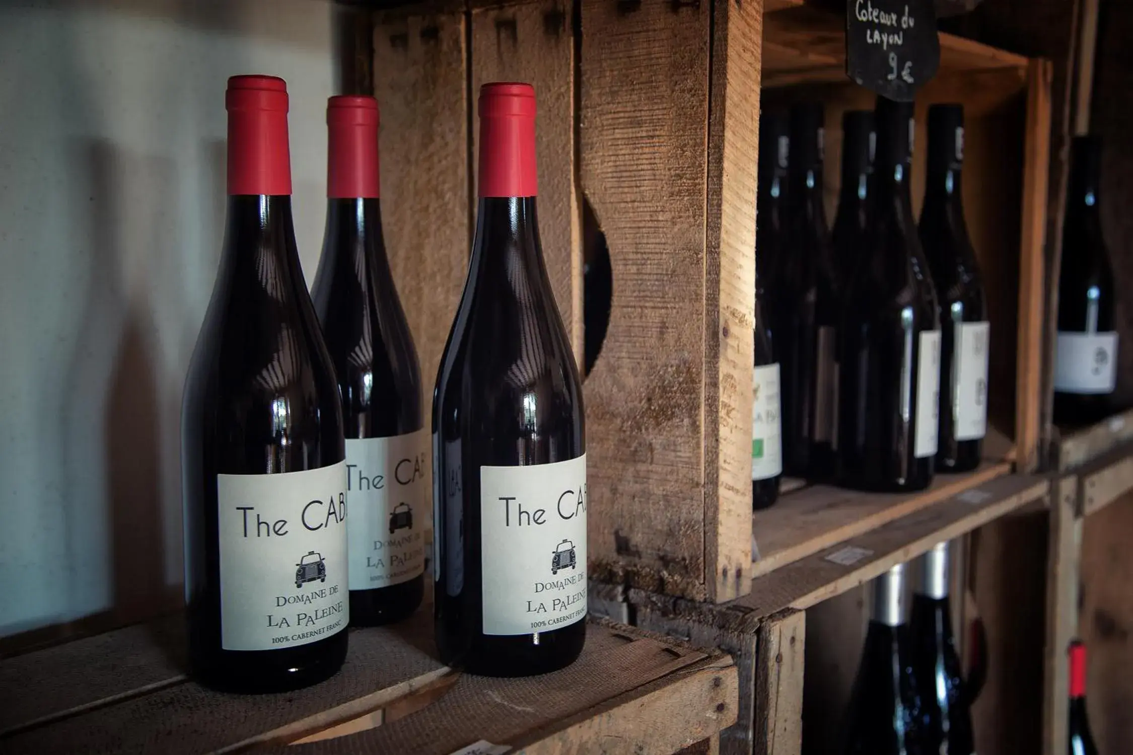 Lounge or bar in Hôtel & Spa Chai De La Paleine Lounge or bar in Hôtel & Spa Chai De La Paleine