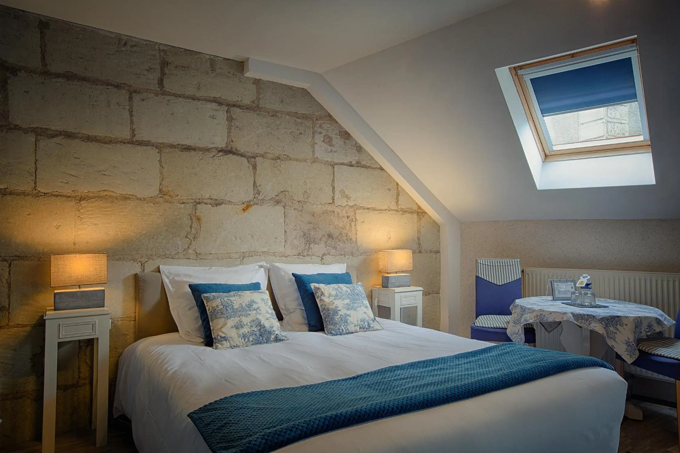 Photo of the whole room, Bed in Hôtel & Spa Chai De La Paleine