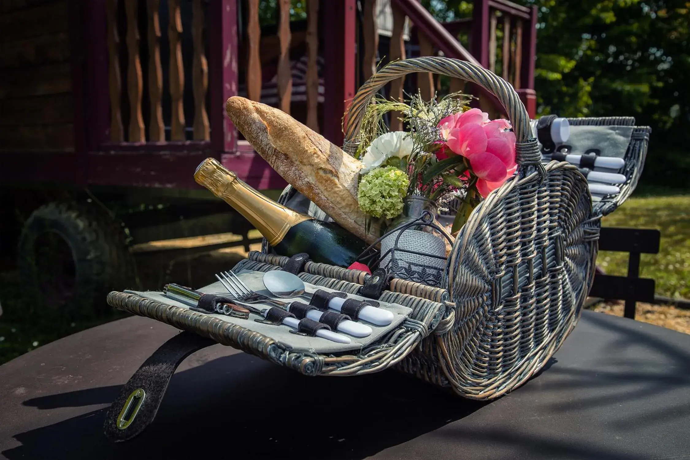 Lounge or bar in Hôtel & Spa Chai De La Paleine Lounge or bar in Hôtel & Spa Chai De La Paleine