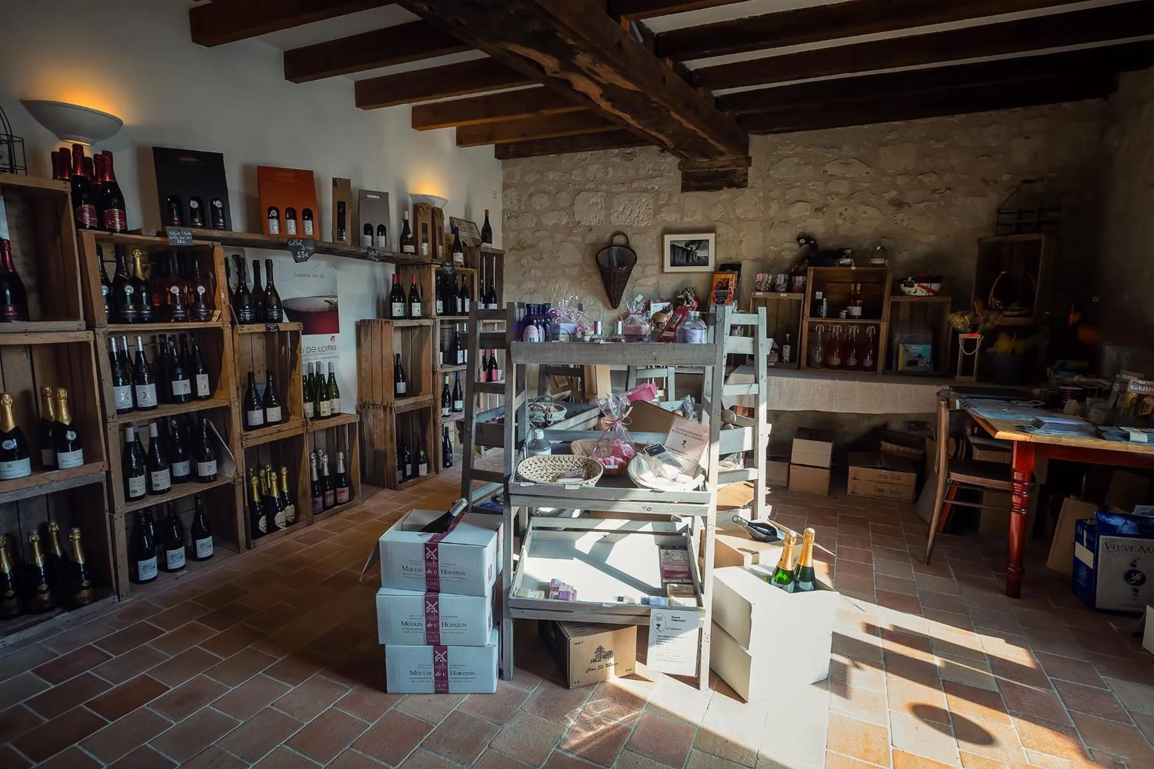 Lobby or reception in Hôtel & Spa Chai De La Paleine