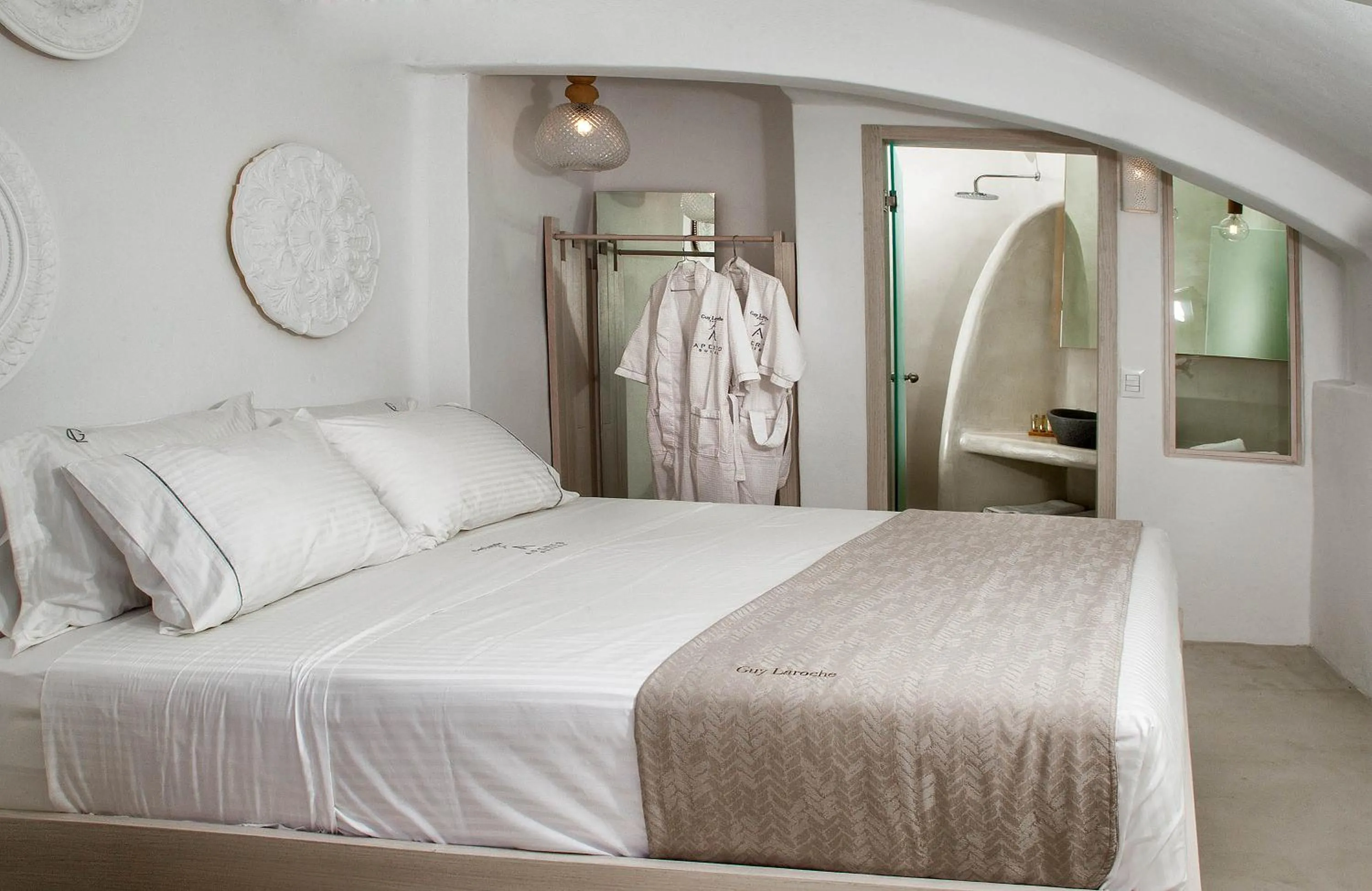 Bedroom, Bed in Aperto Suites - Adults Only