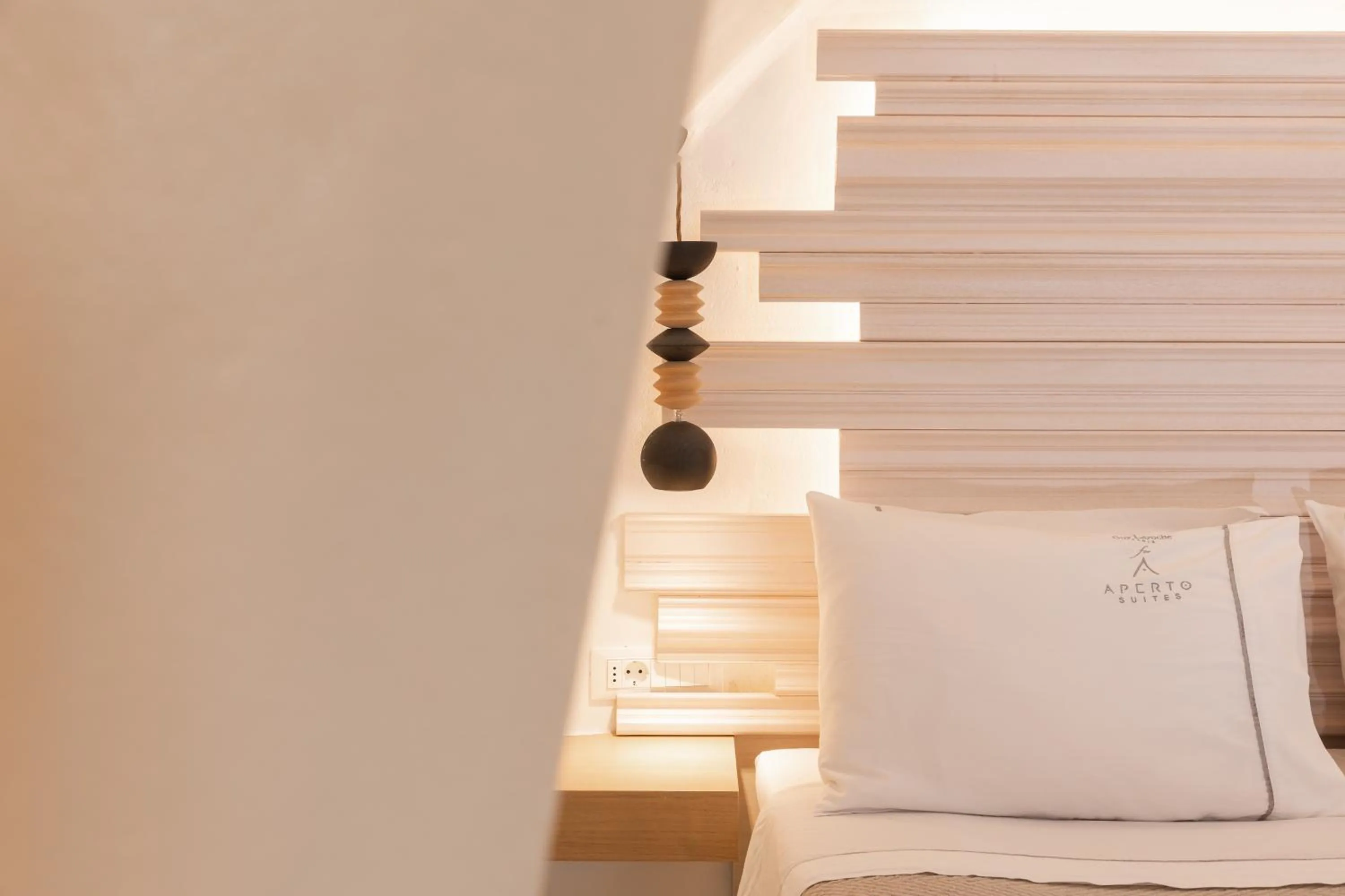 Bed in Aperto Suites - Adults Only