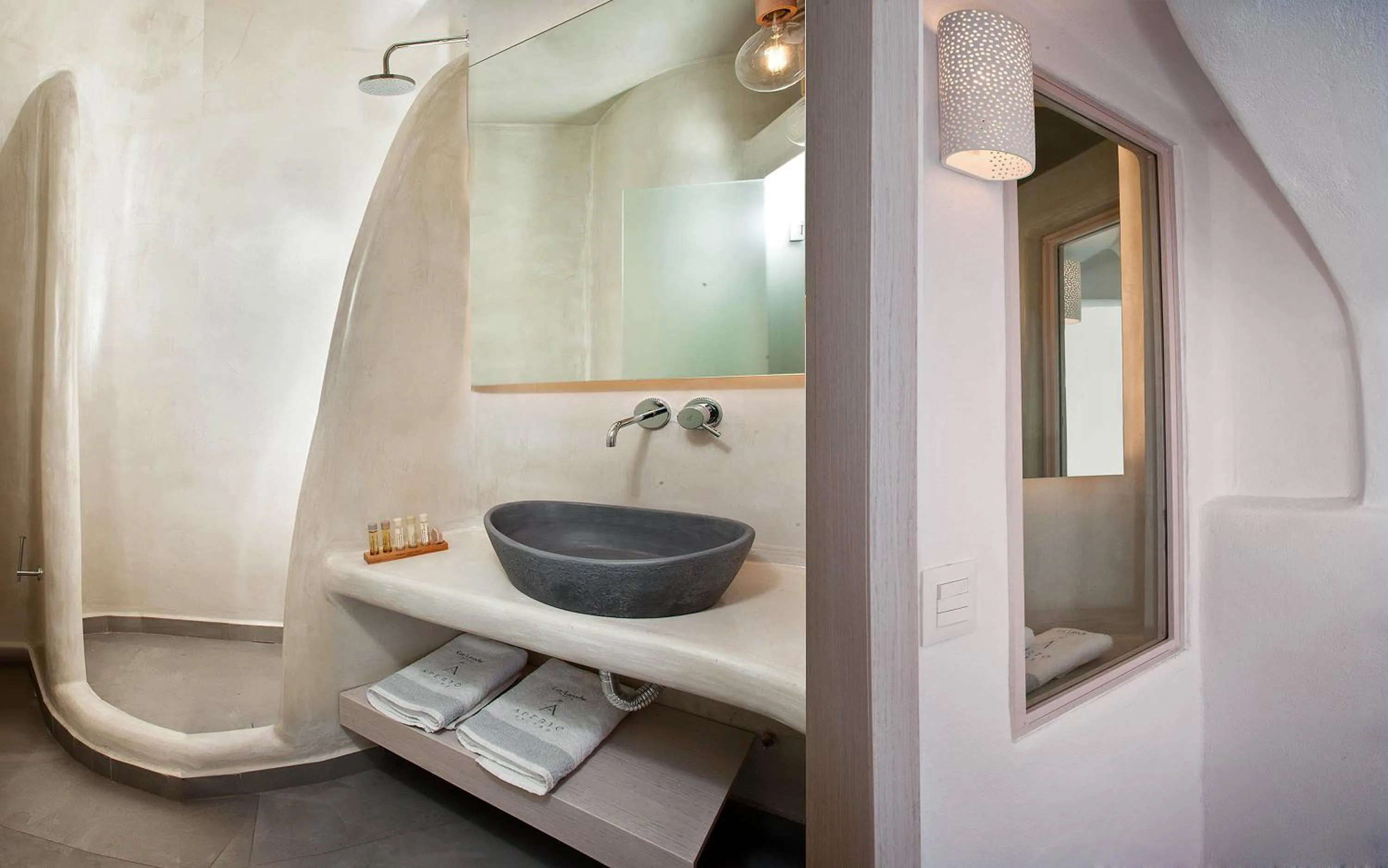 Bathroom in Aperto Suites - Adults Only