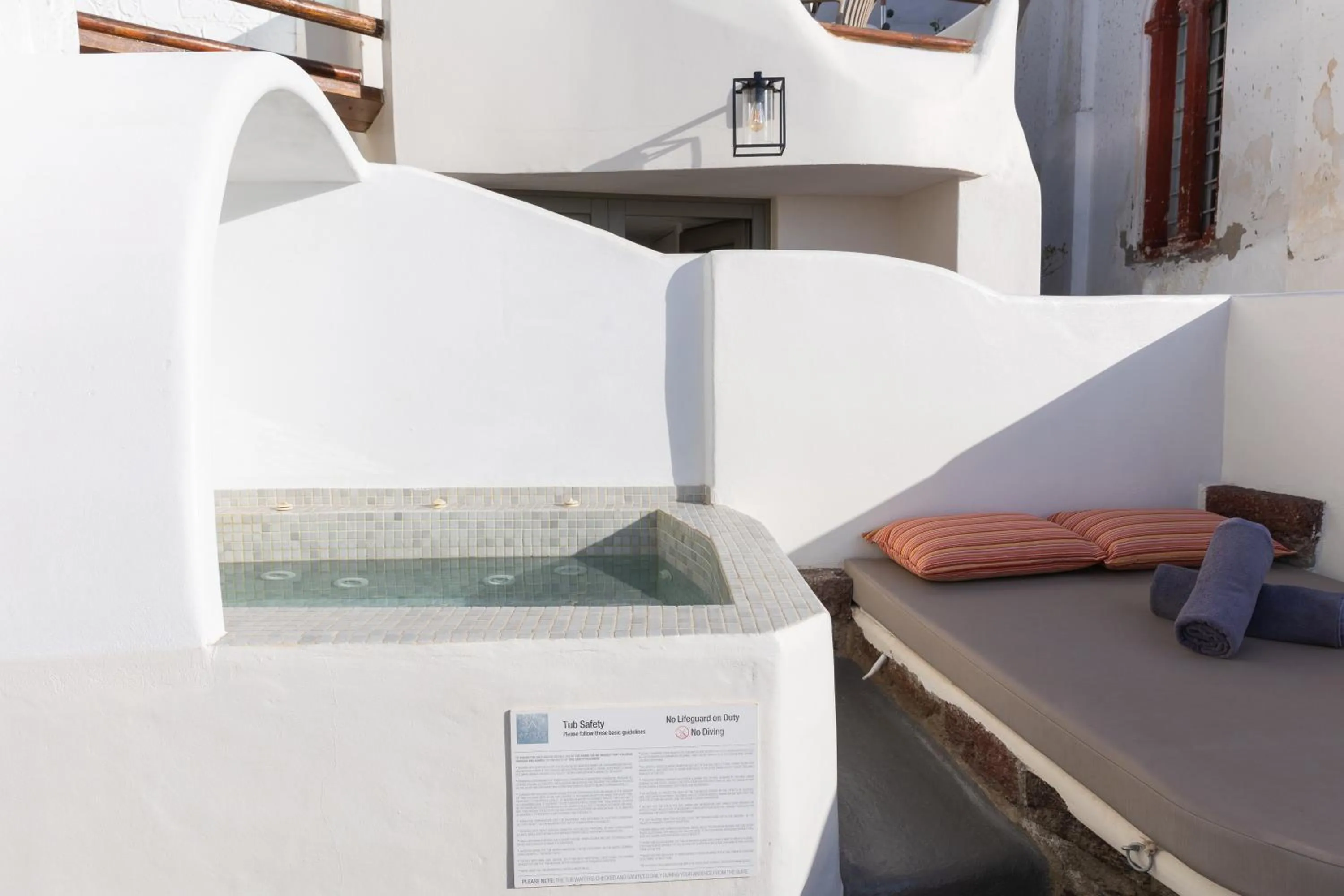 Hot Tub in Aperto Suites - Adults Only