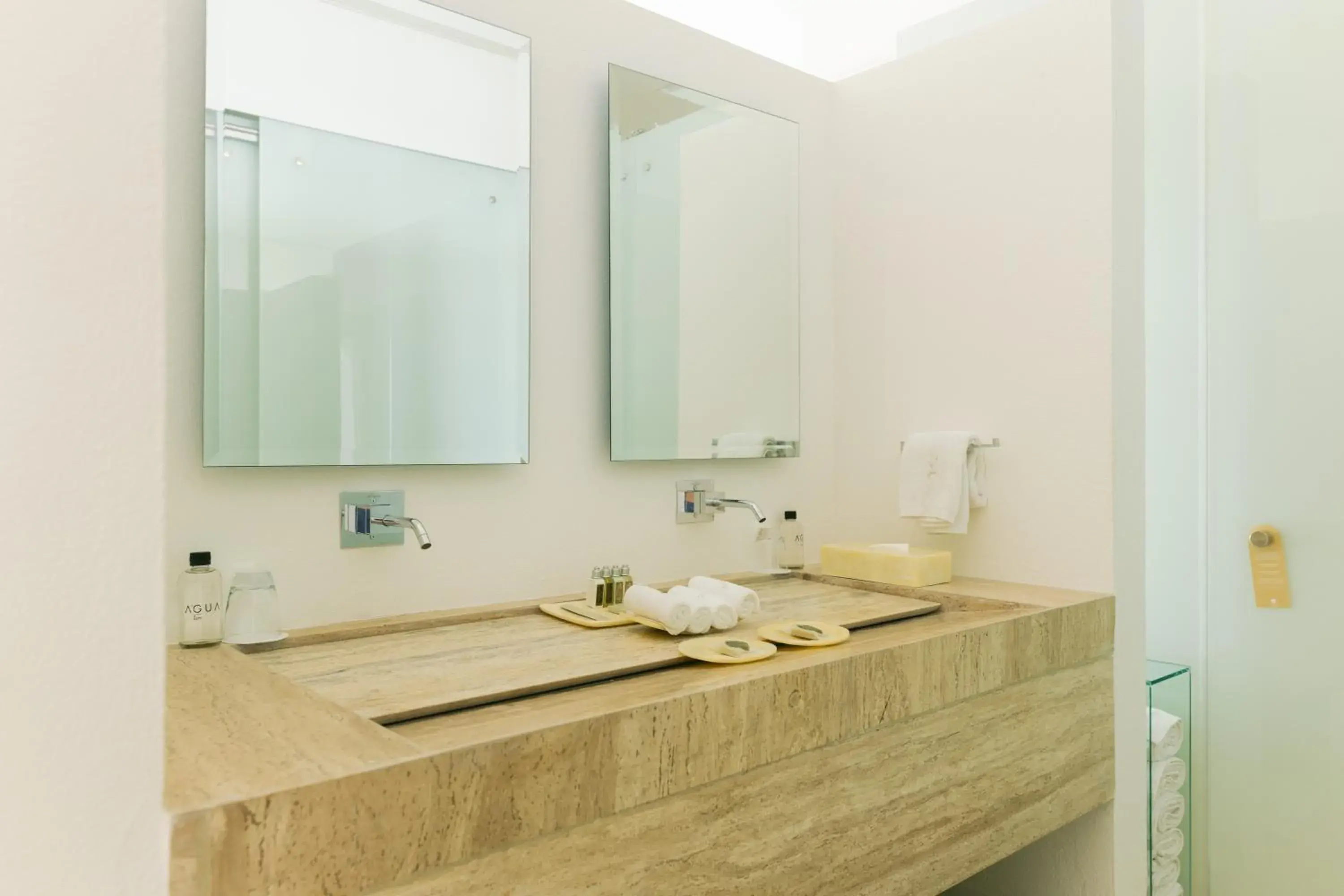 Bathroom in Encanto Acapulco Bathroom in Encanto Acapulco