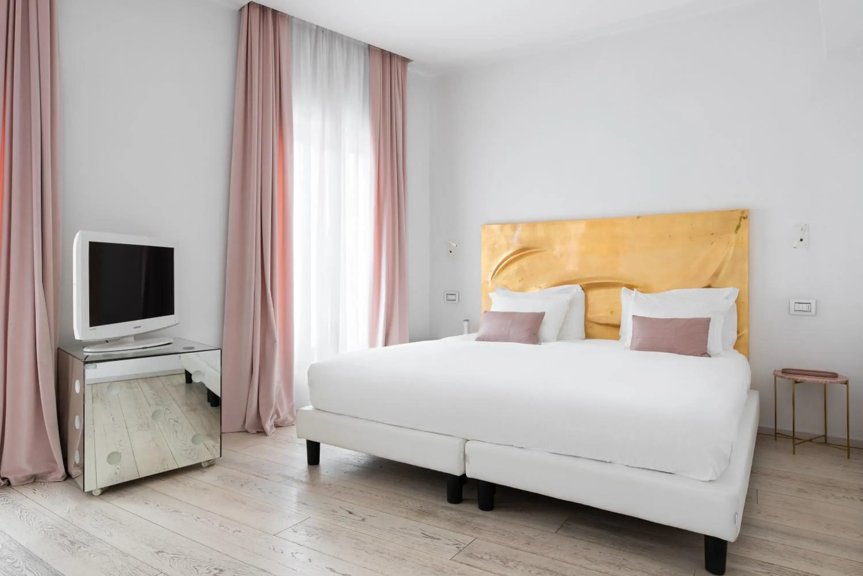 Bedroom, Bed in Eurostars Florence Boutique Bedroom, Bed in Eurostars Florence Boutique