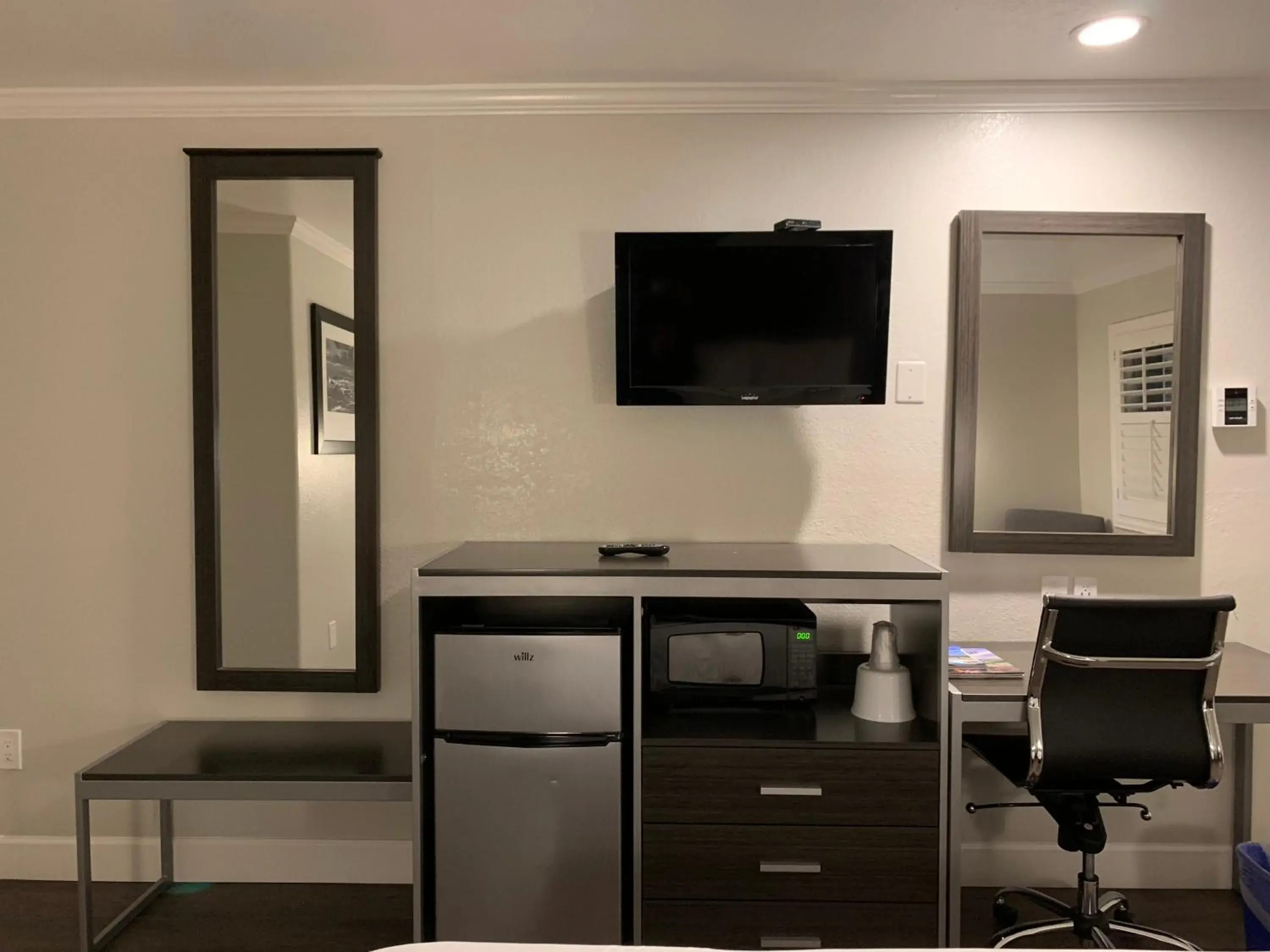 Bedroom in Sand Castle Inn Bedroom in Sand Castle Inn