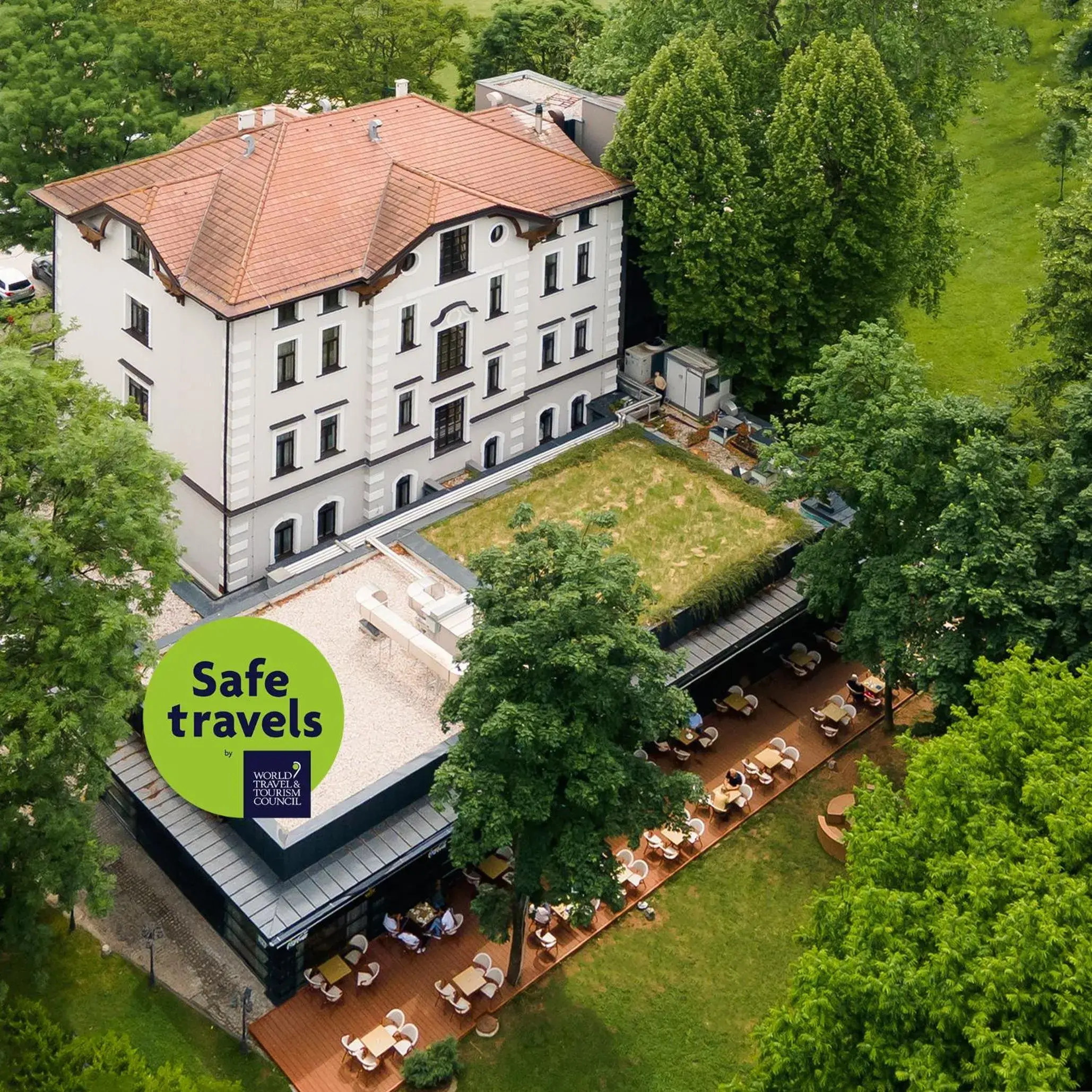 Property building in Heritage Hotel Krone Property building in Heritage Hotel Krone