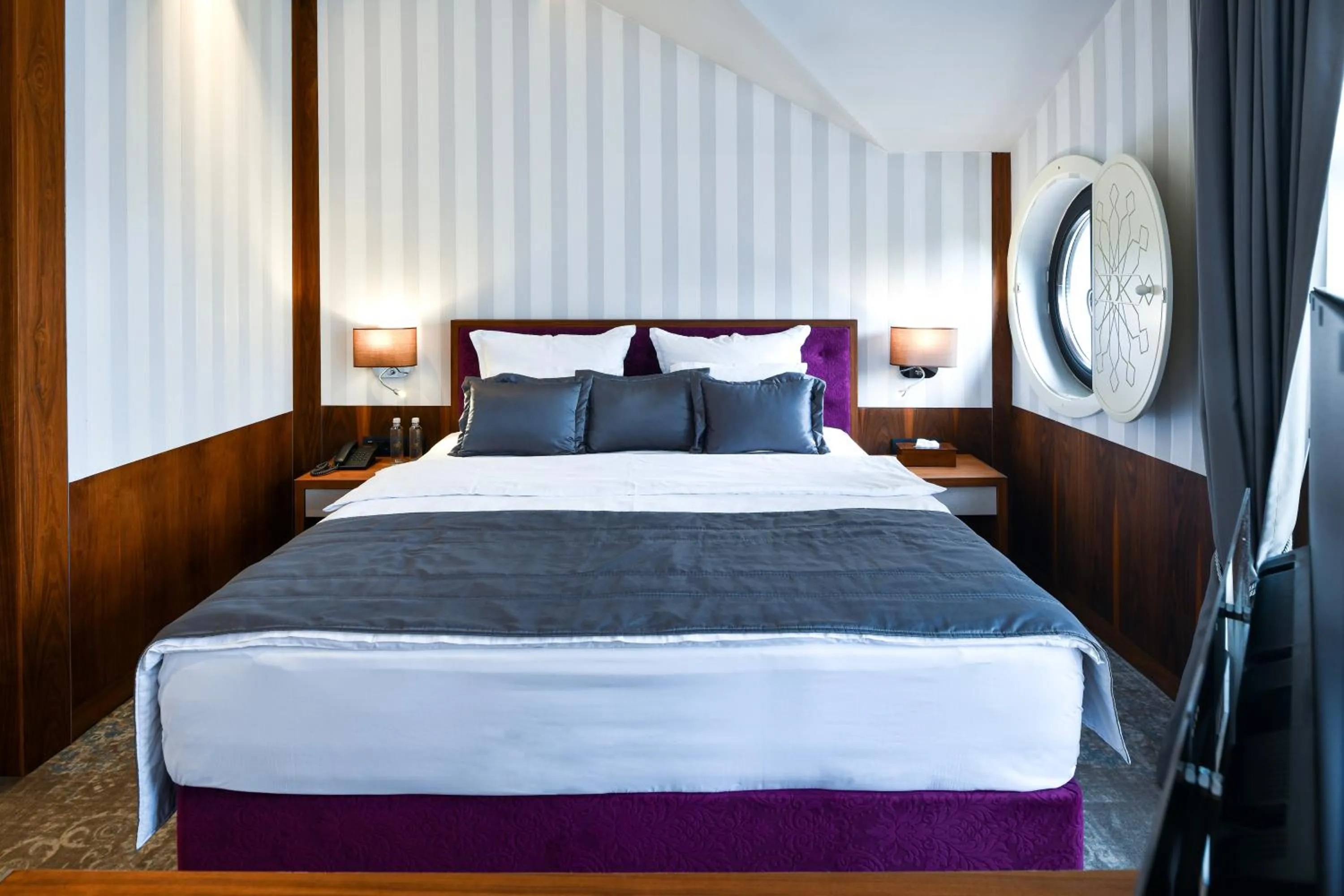 Bed in Heritage Hotel Krone