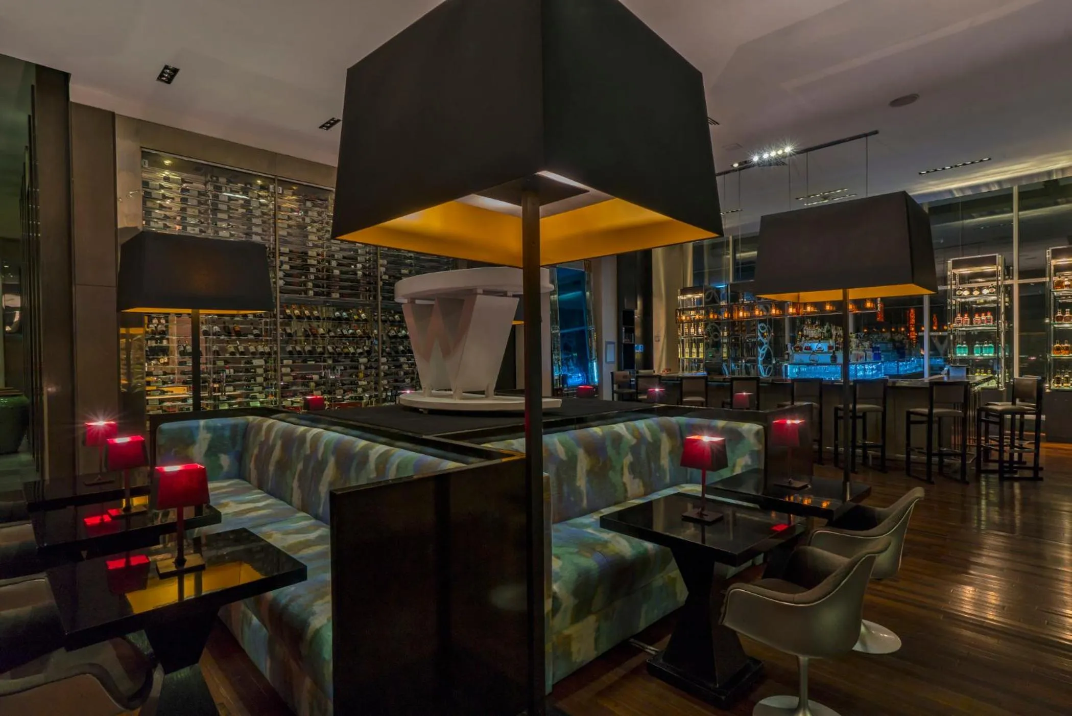 Lounge or bar in W Santiago