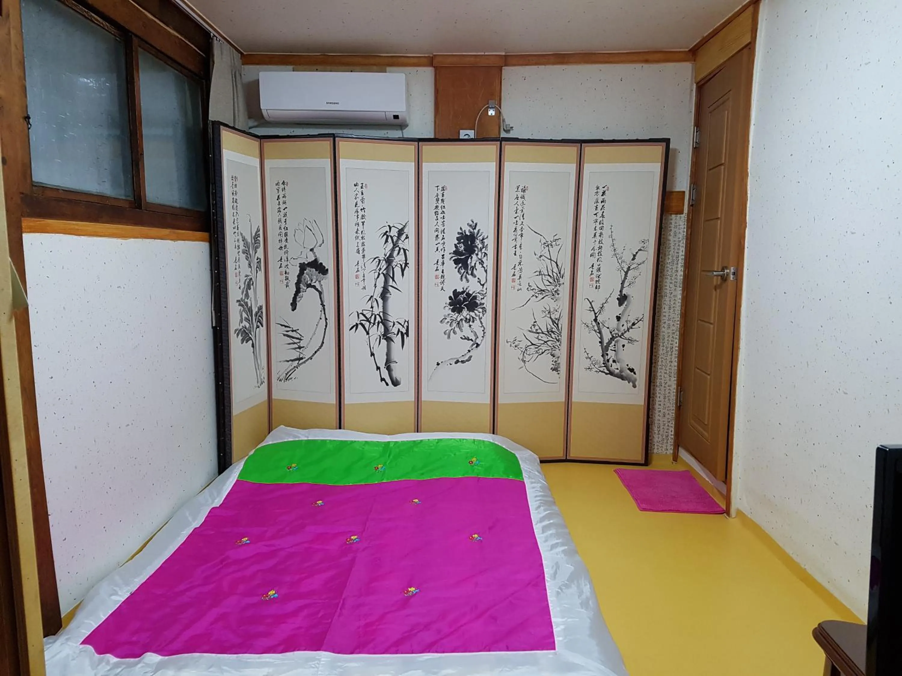 Bed in Dajayon Hanok Stay