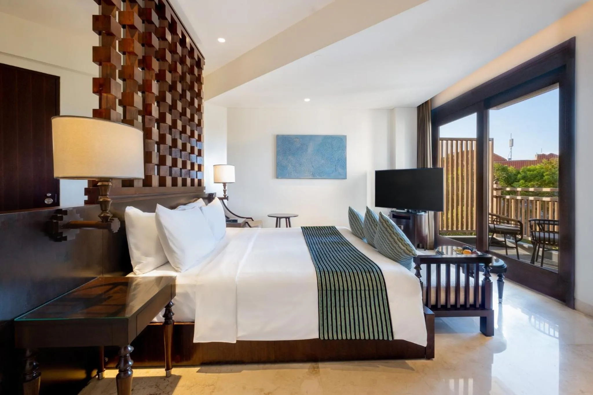 Photo of the whole room, Bed in Holiday Inn Resort Bali Nusa Dua by IHG