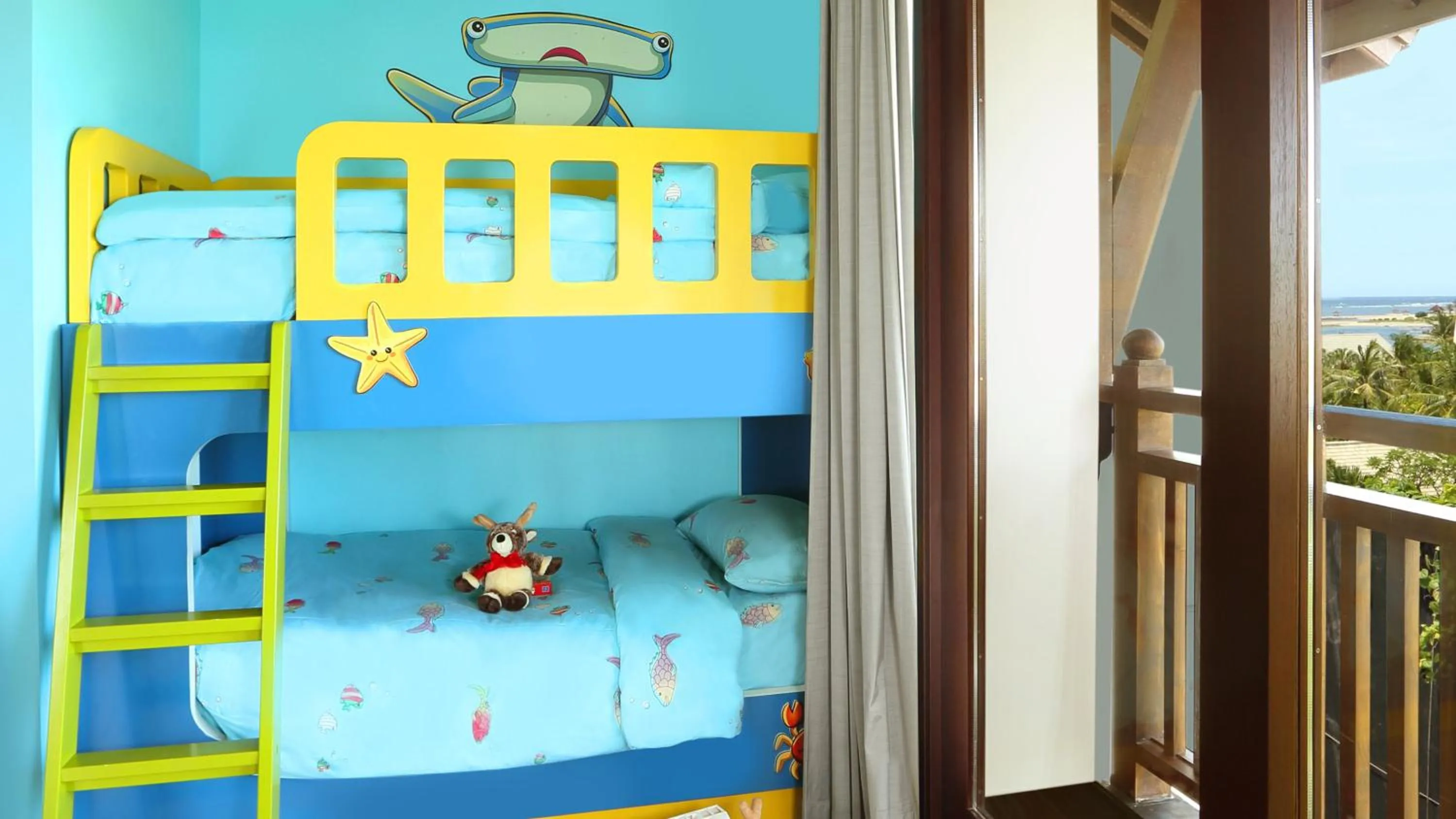 Photo of the whole room, Bed in Holiday Inn Resort Bali Nusa Dua by IHG