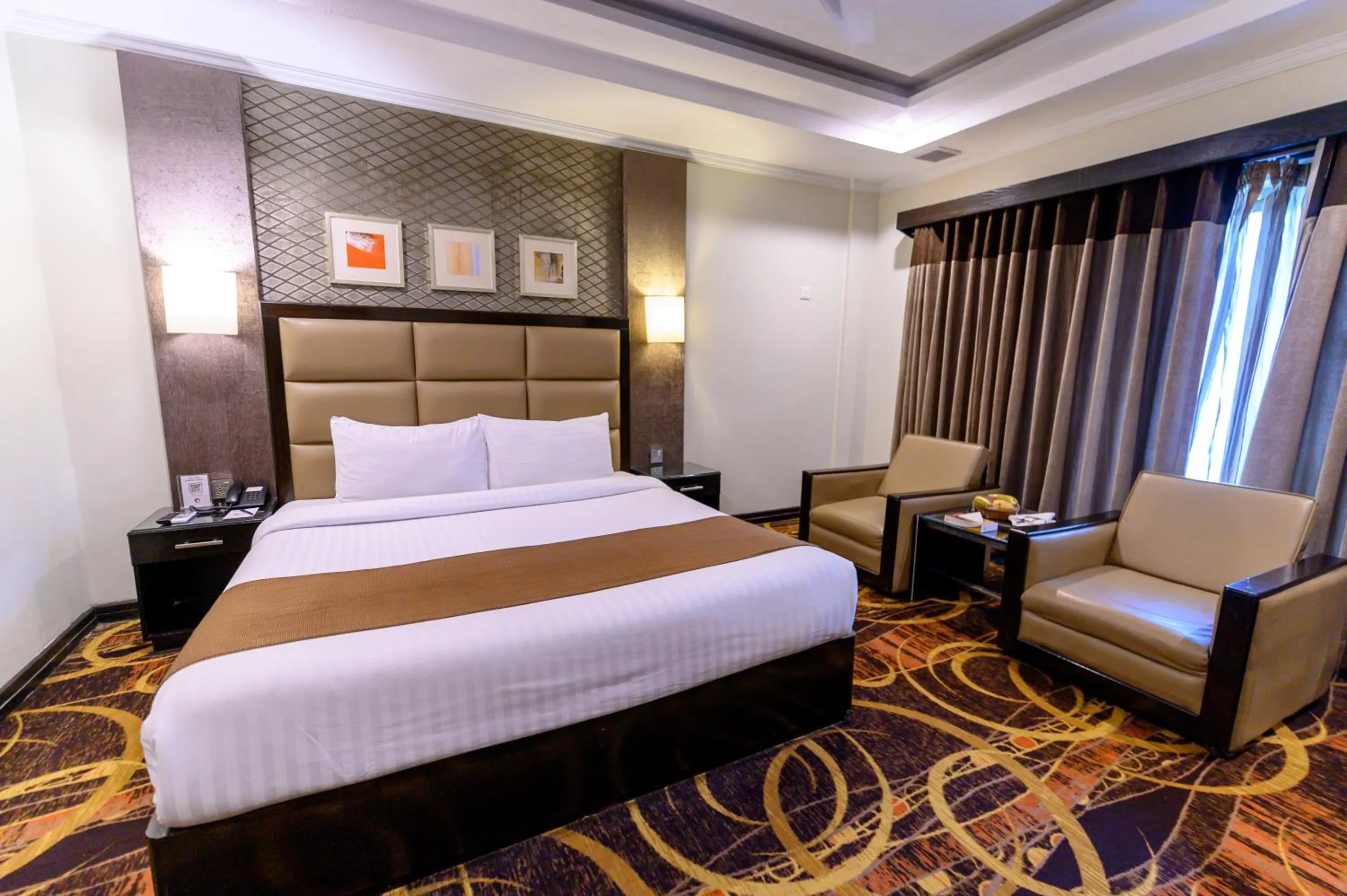 Bedroom, Bed in Hotel One Abbottabad