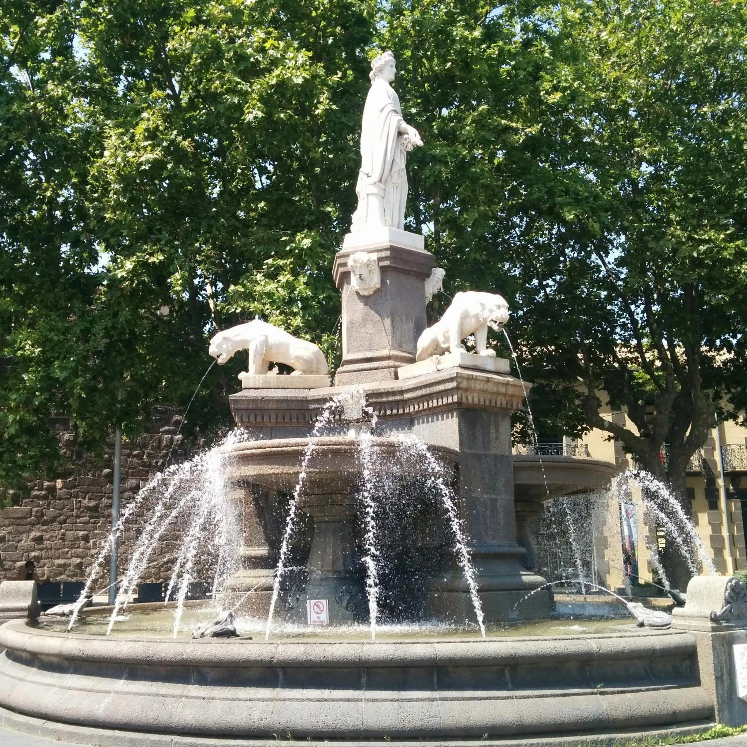 Neighbourhood in Hotel Araur