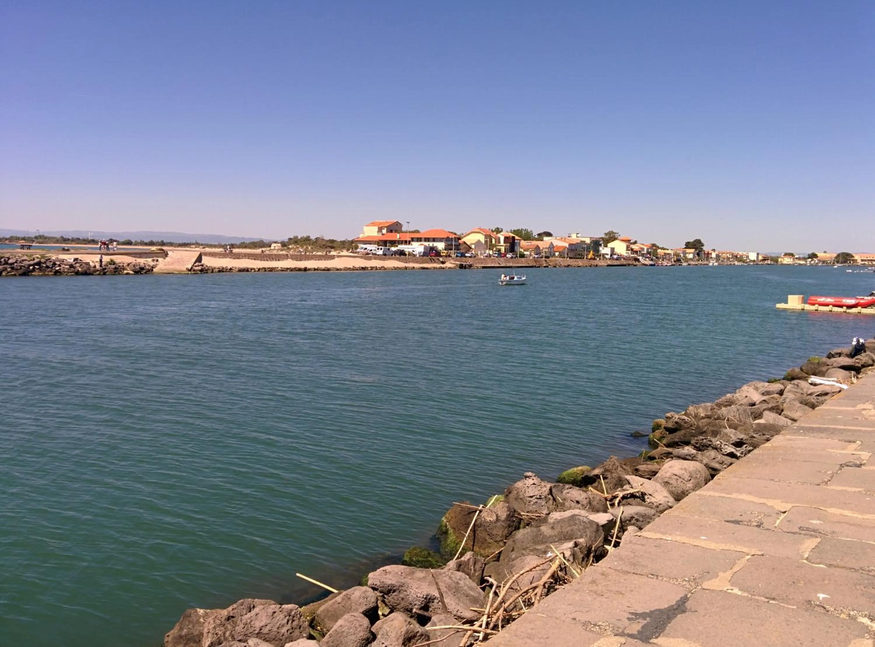 Beach in Hotel Araur