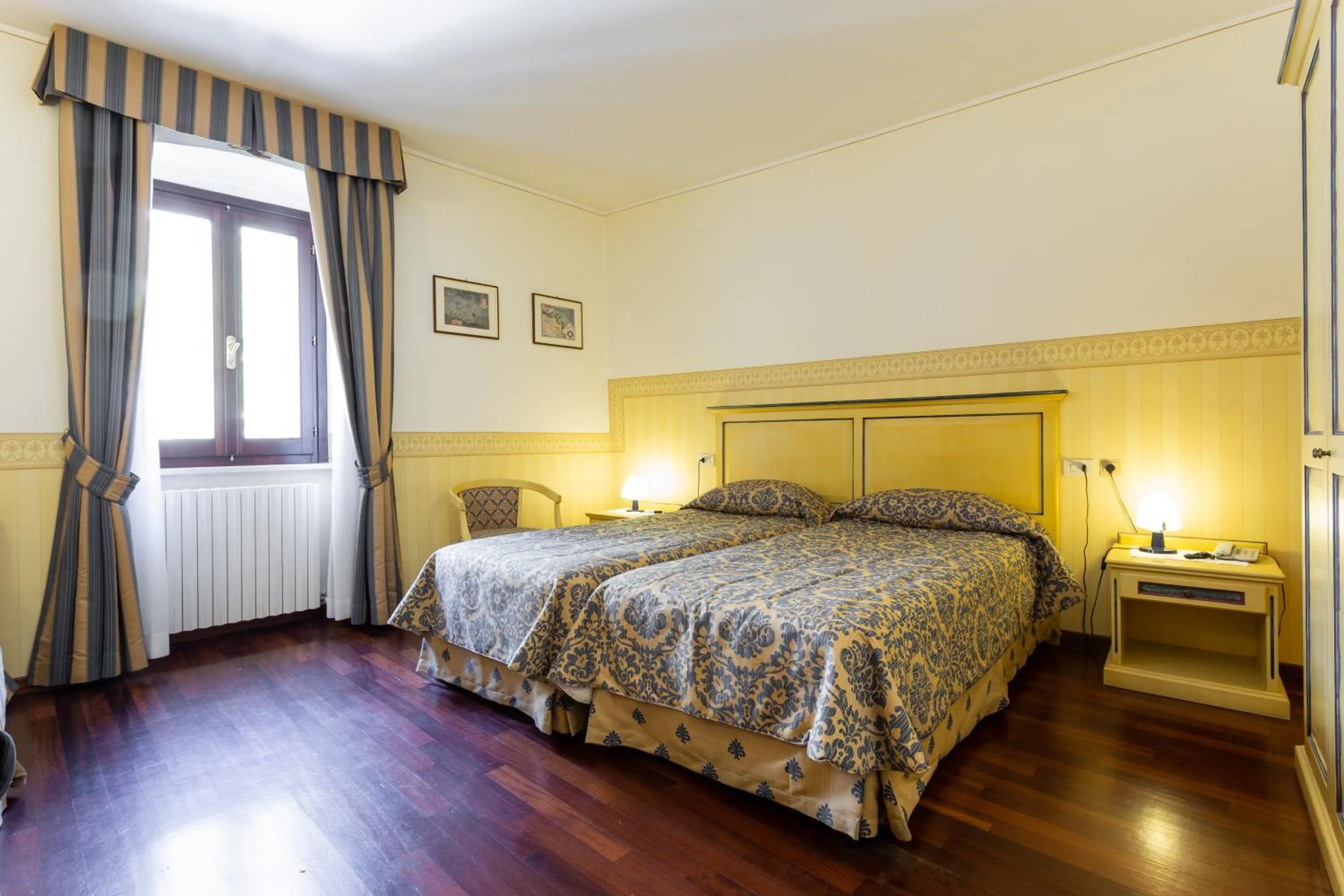 Photo of the whole room, Bed in Albergo Il Cacciatore