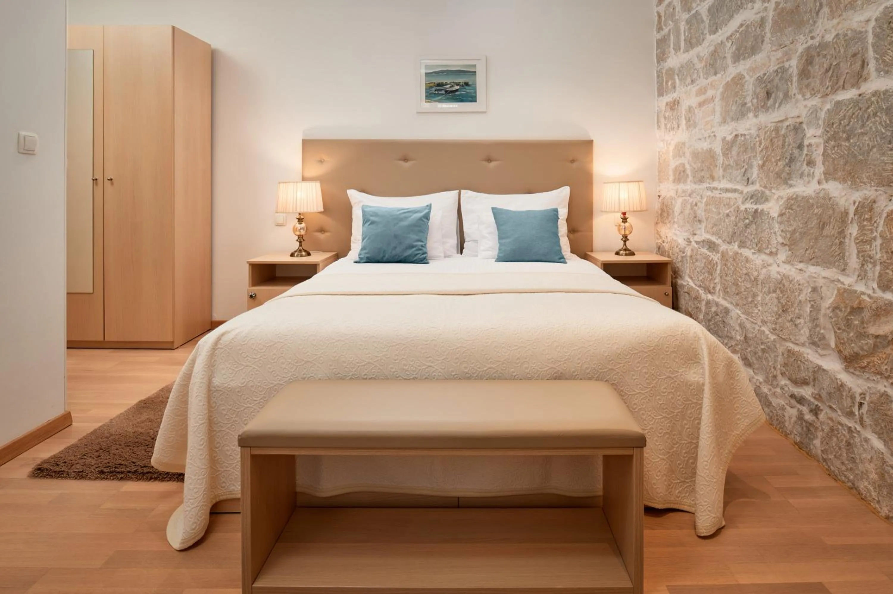 Bed in Lanterna Rooms