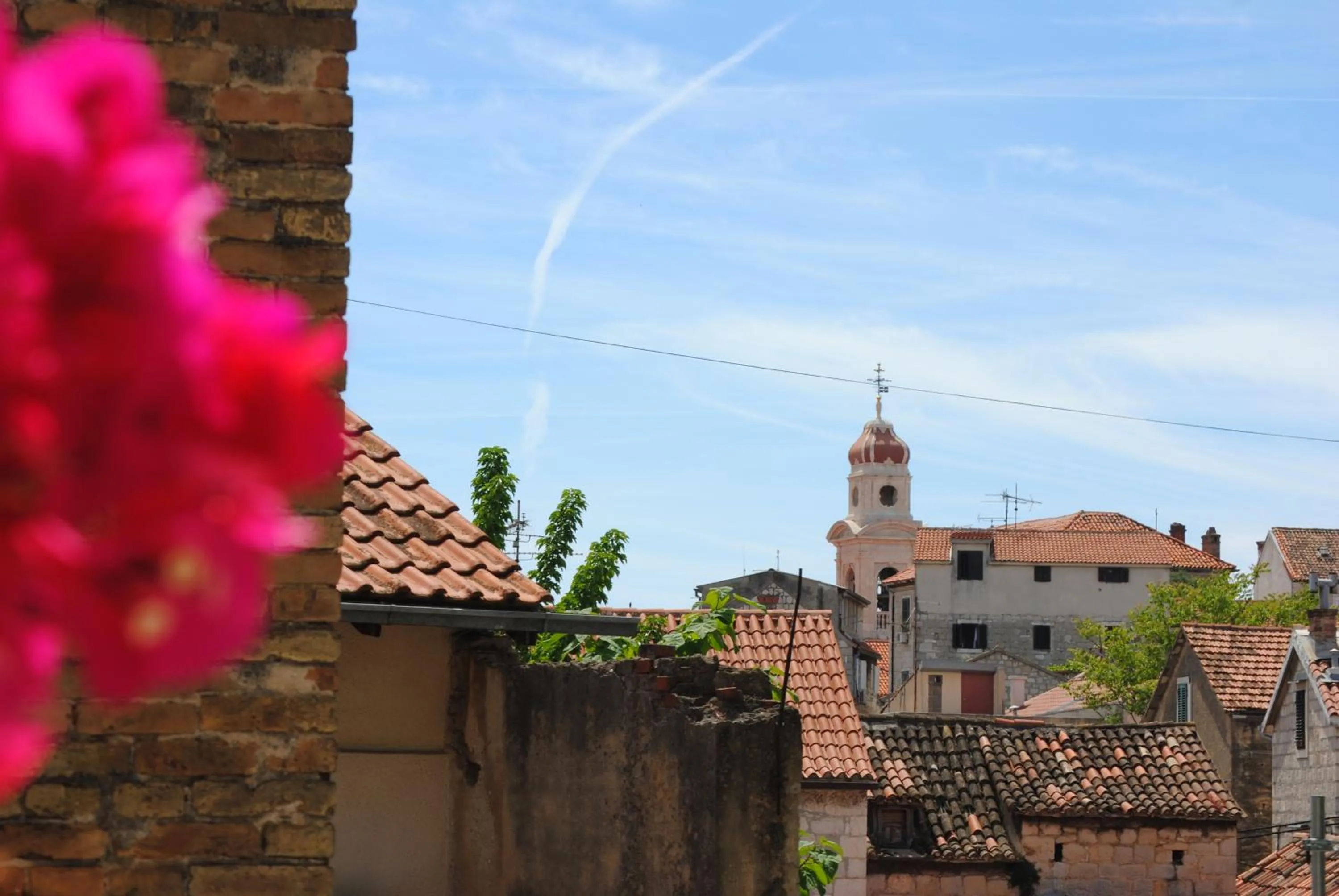 City view in Lanterna Rooms
