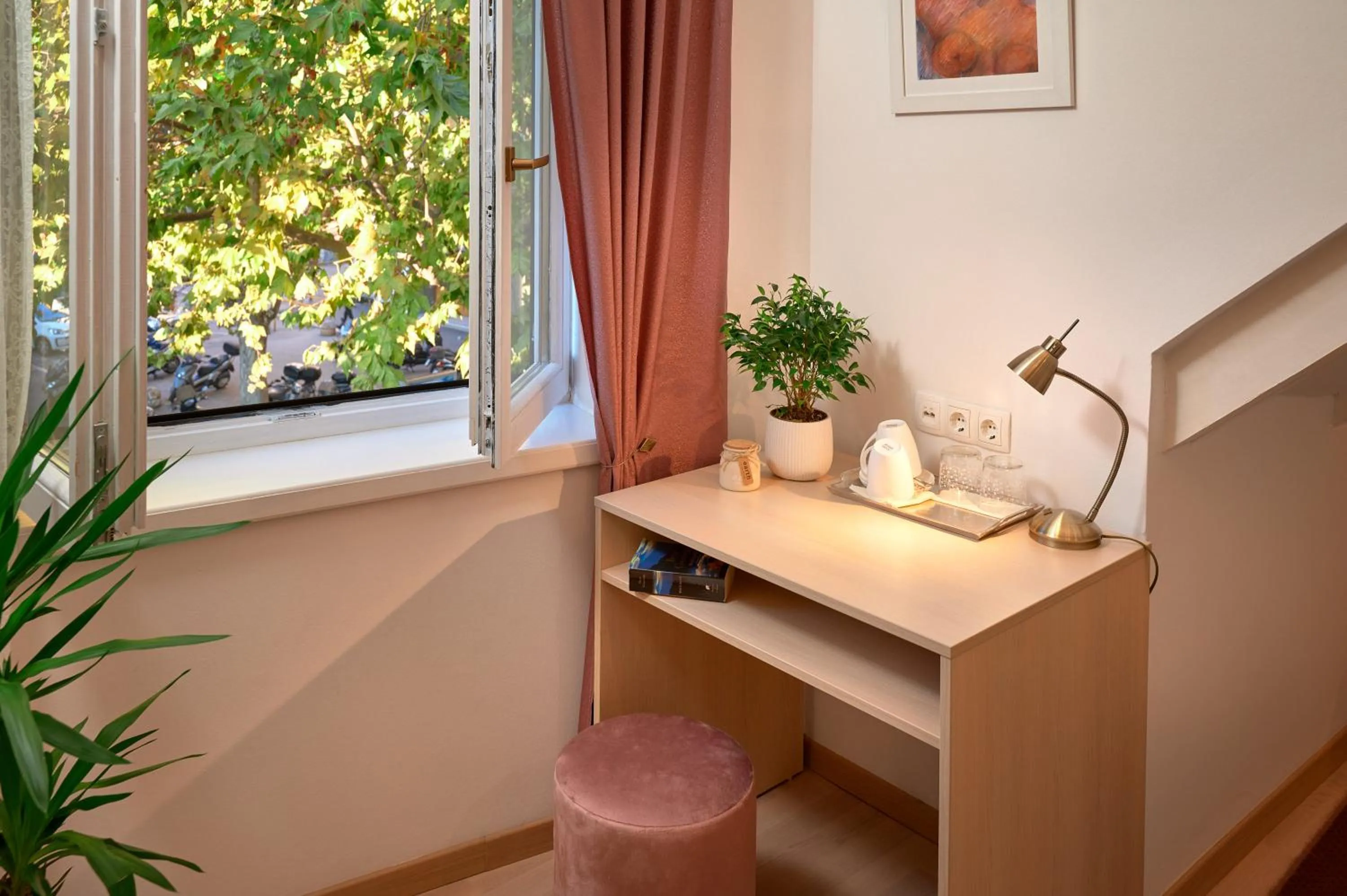 Coffee/tea facilities in Lanterna Rooms