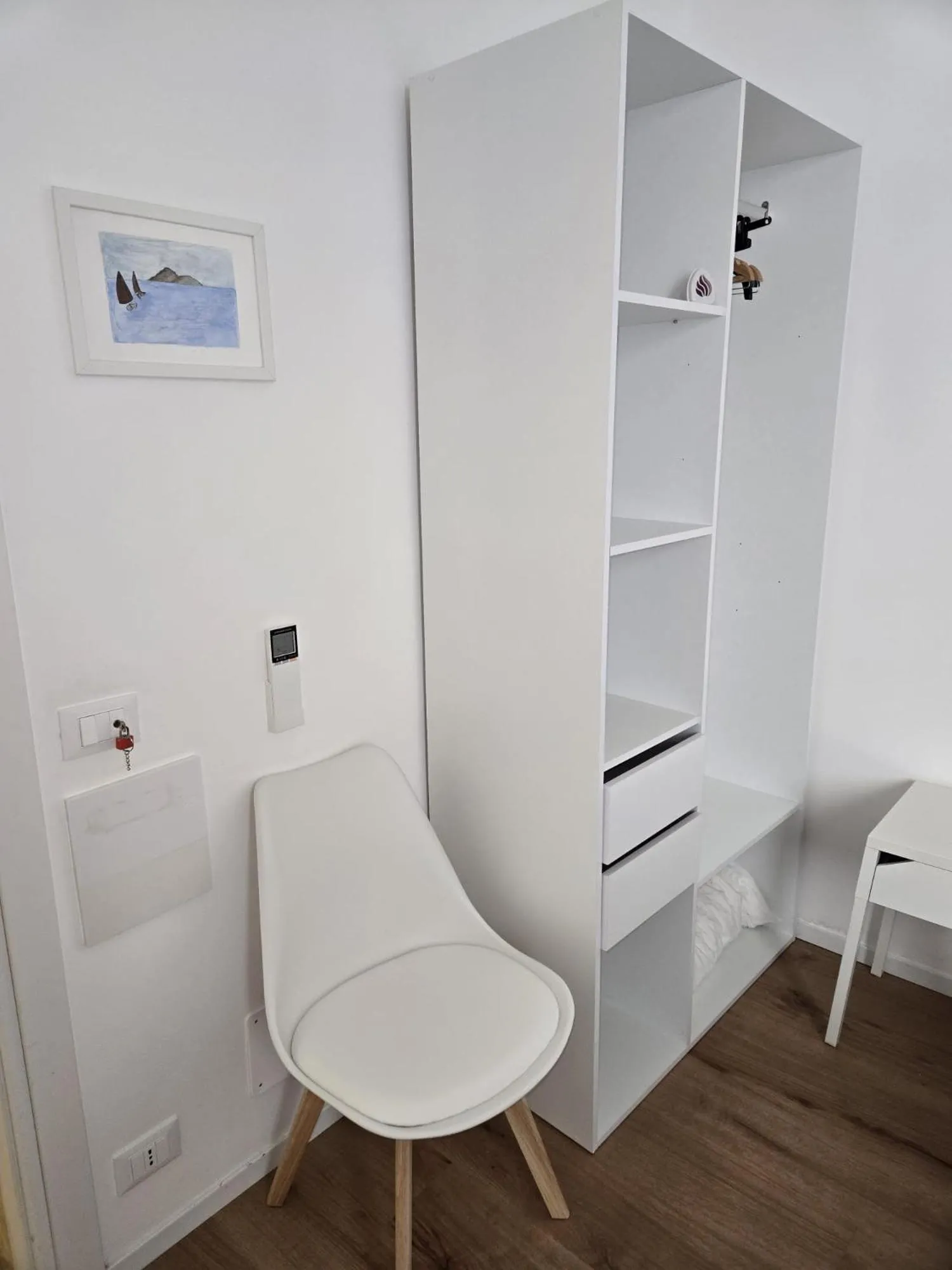 wardrobe in Il Faro Trapani b&b Rooms & apartments