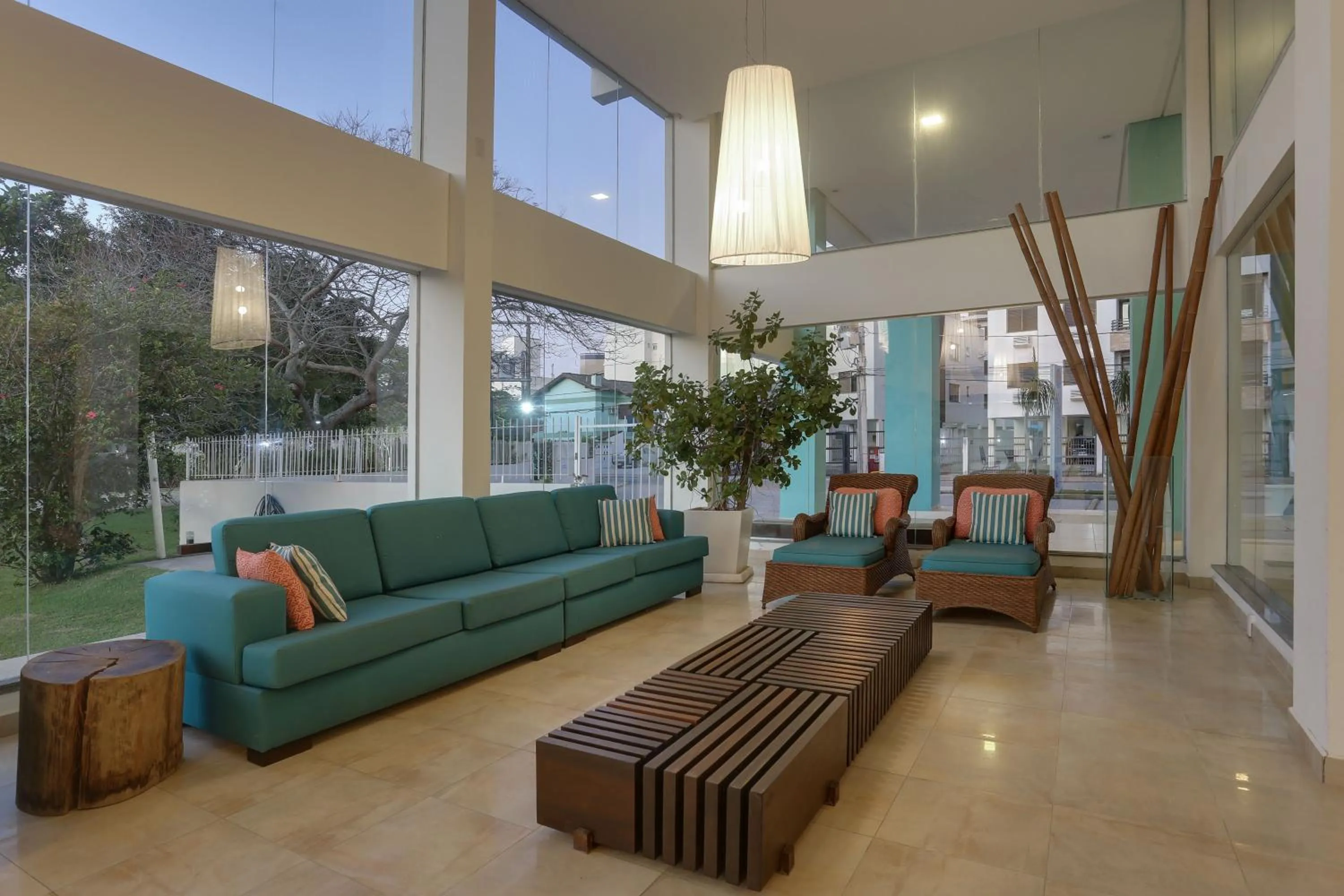 Seating area in Hotel Porto Sol Ingleses