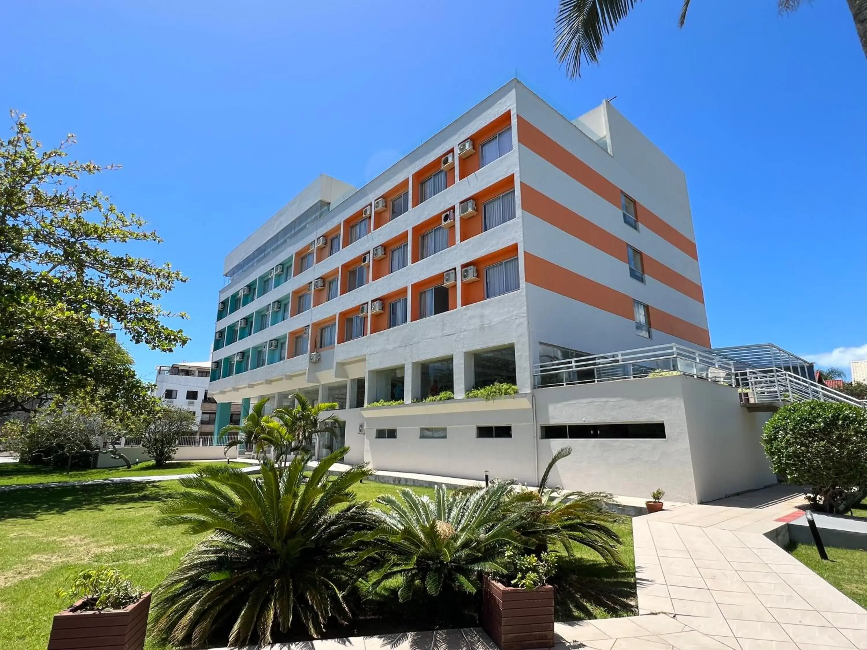 Property building in Hotel Porto Sol Ingleses Property building in Hotel Porto Sol Ingleses
