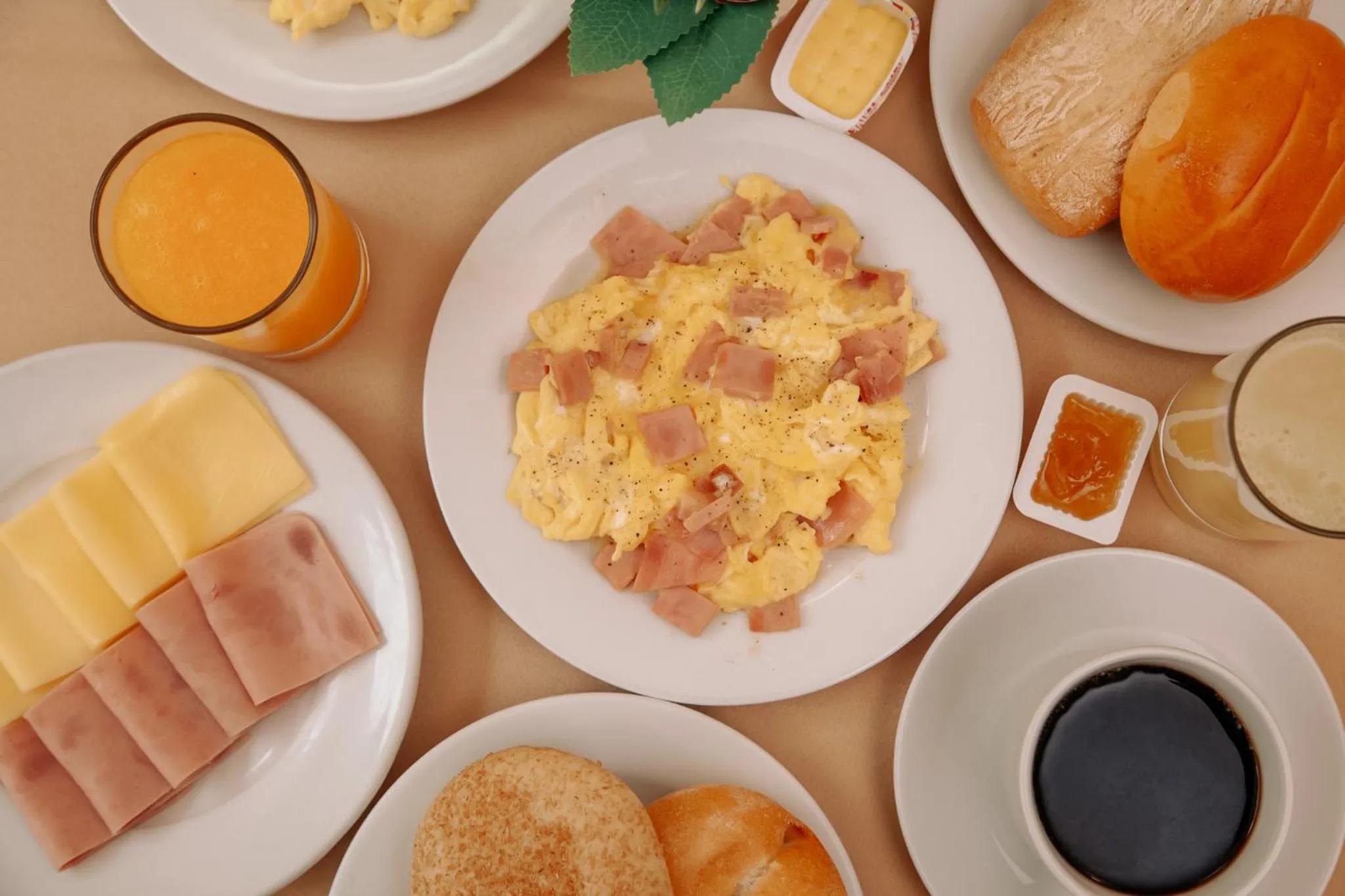 Food and drinks in Hotel Carrera