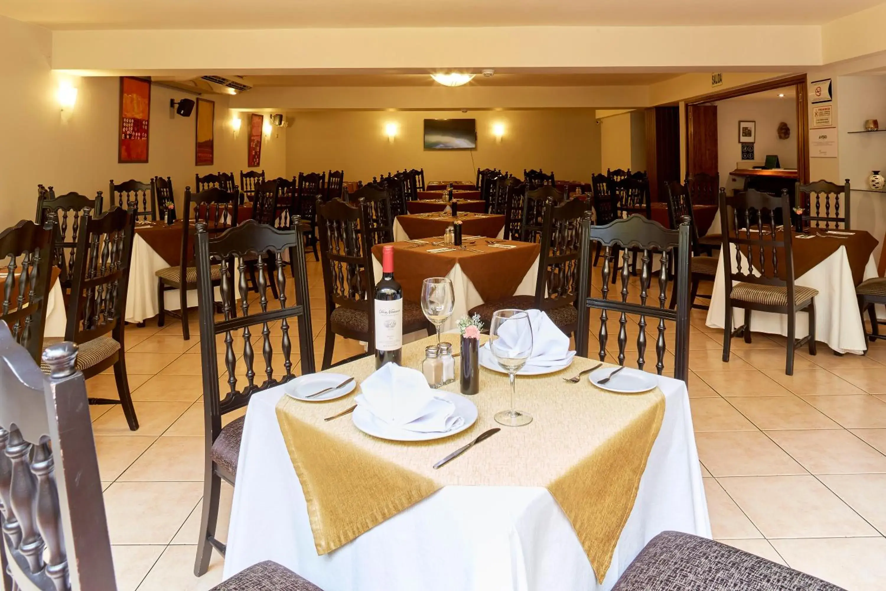Restaurant/places to eat in Hotel Carrera Restaurant/places to eat in Hotel Carrera