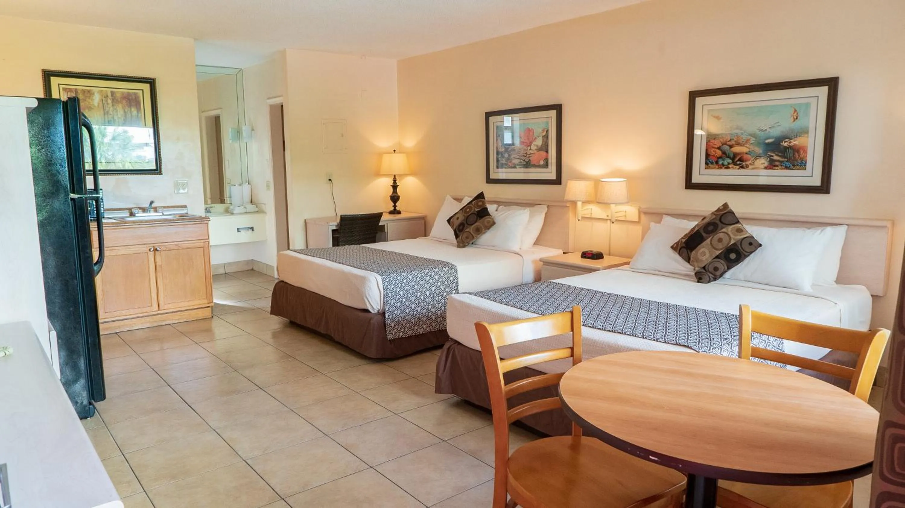 Bedroom, Bed in Ft. Lauderdale Beach Resort Hotel