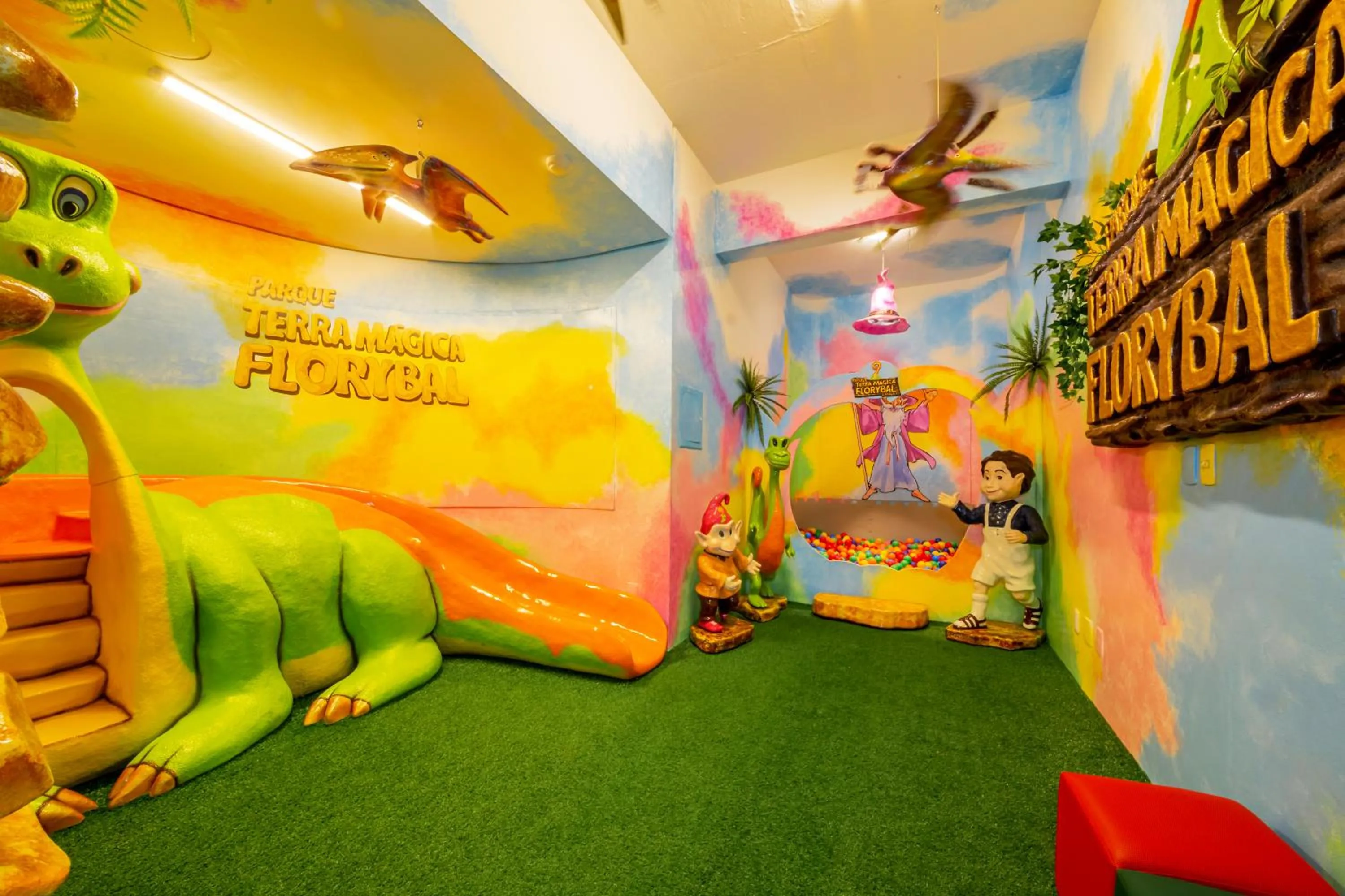 Game Room in Hotel Laghetto Siena Gramado