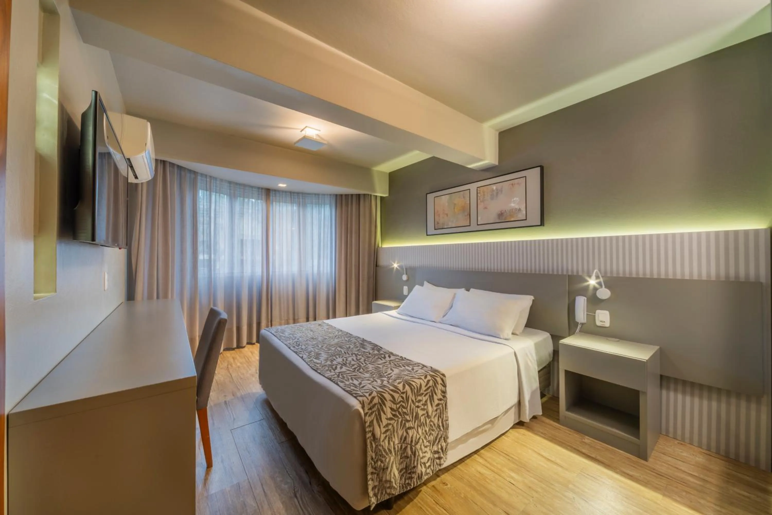 Bedroom, Bed in Hotel Laghetto Siena Gramado