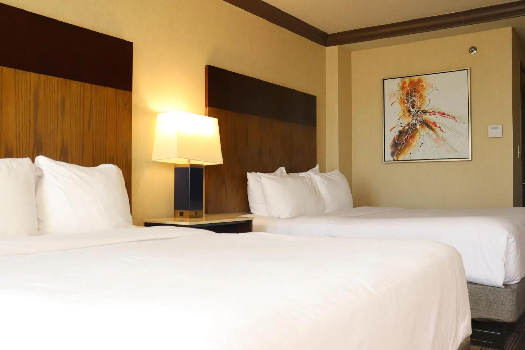Photo of the whole room, Bed in Crowne Plaza Hotel Harrisburg-Hershey by IHG