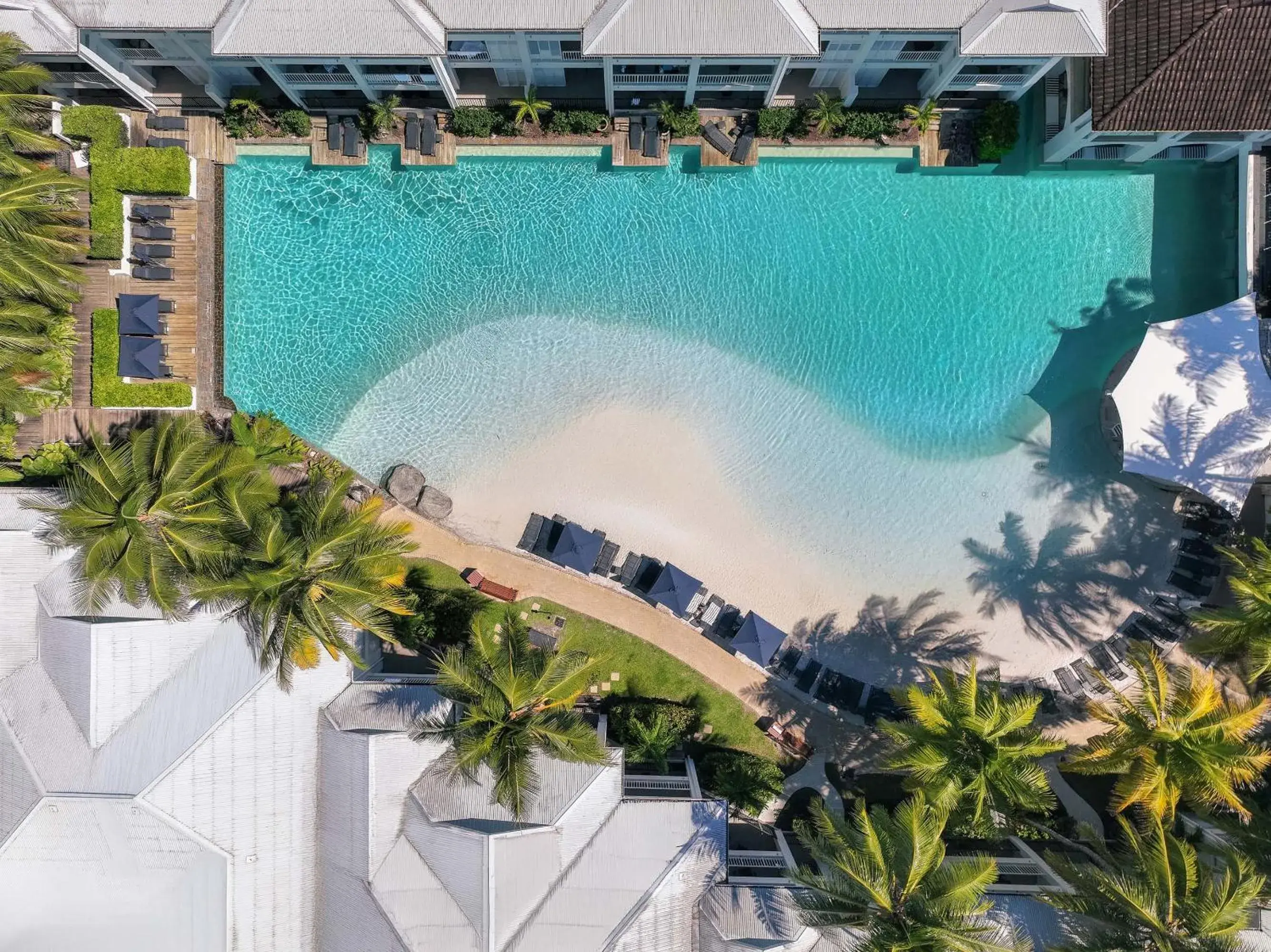 Swimming pool in Peppers Beach Club Swimming pool in Peppers Beach Club