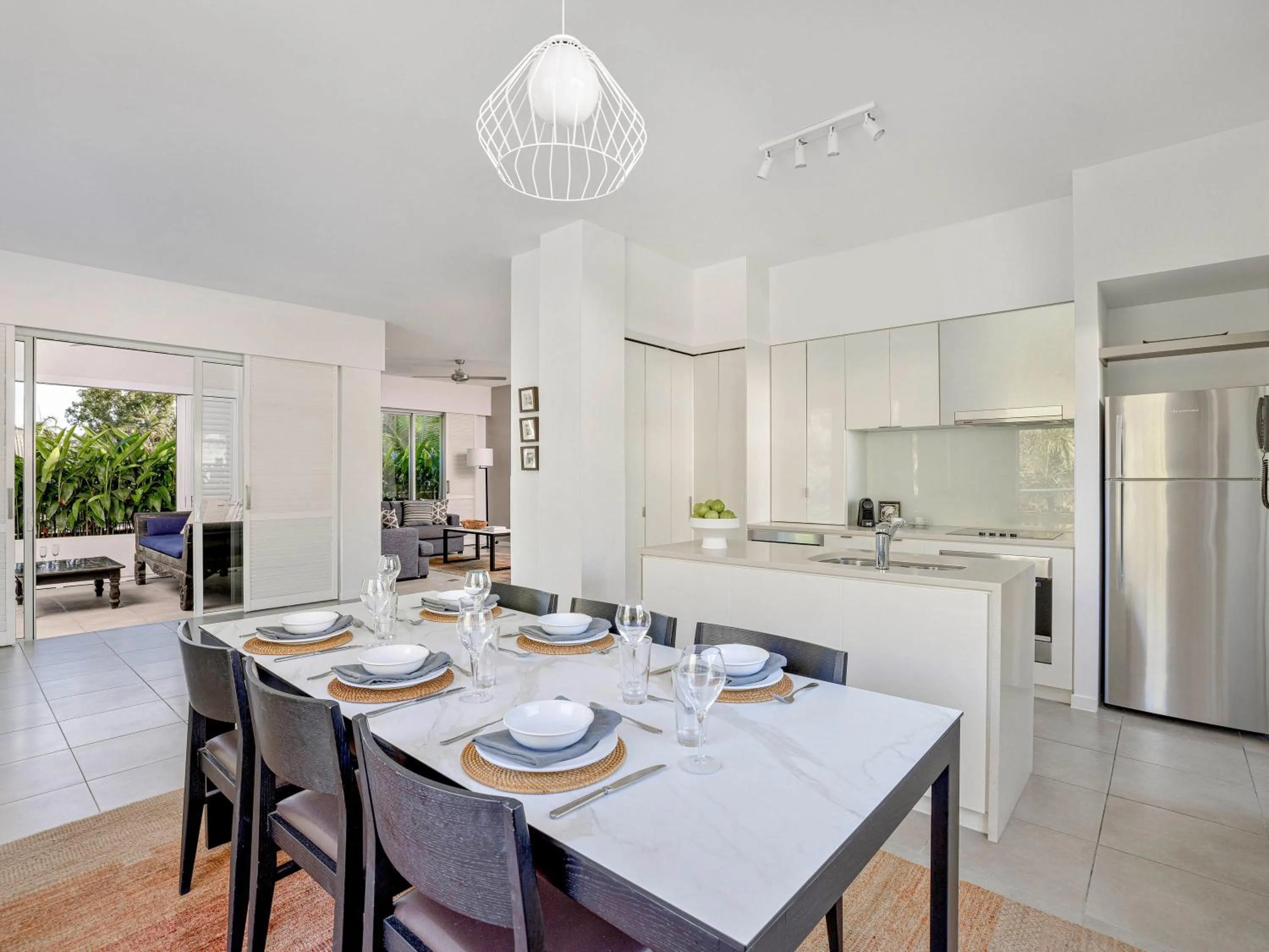 Dining area in Peppers Beach Club