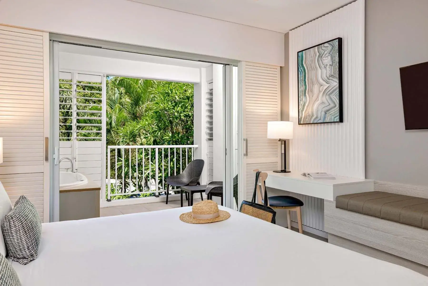 Bedroom, Bed in Peppers Beach Club Bedroom, Bed in Peppers Beach Club