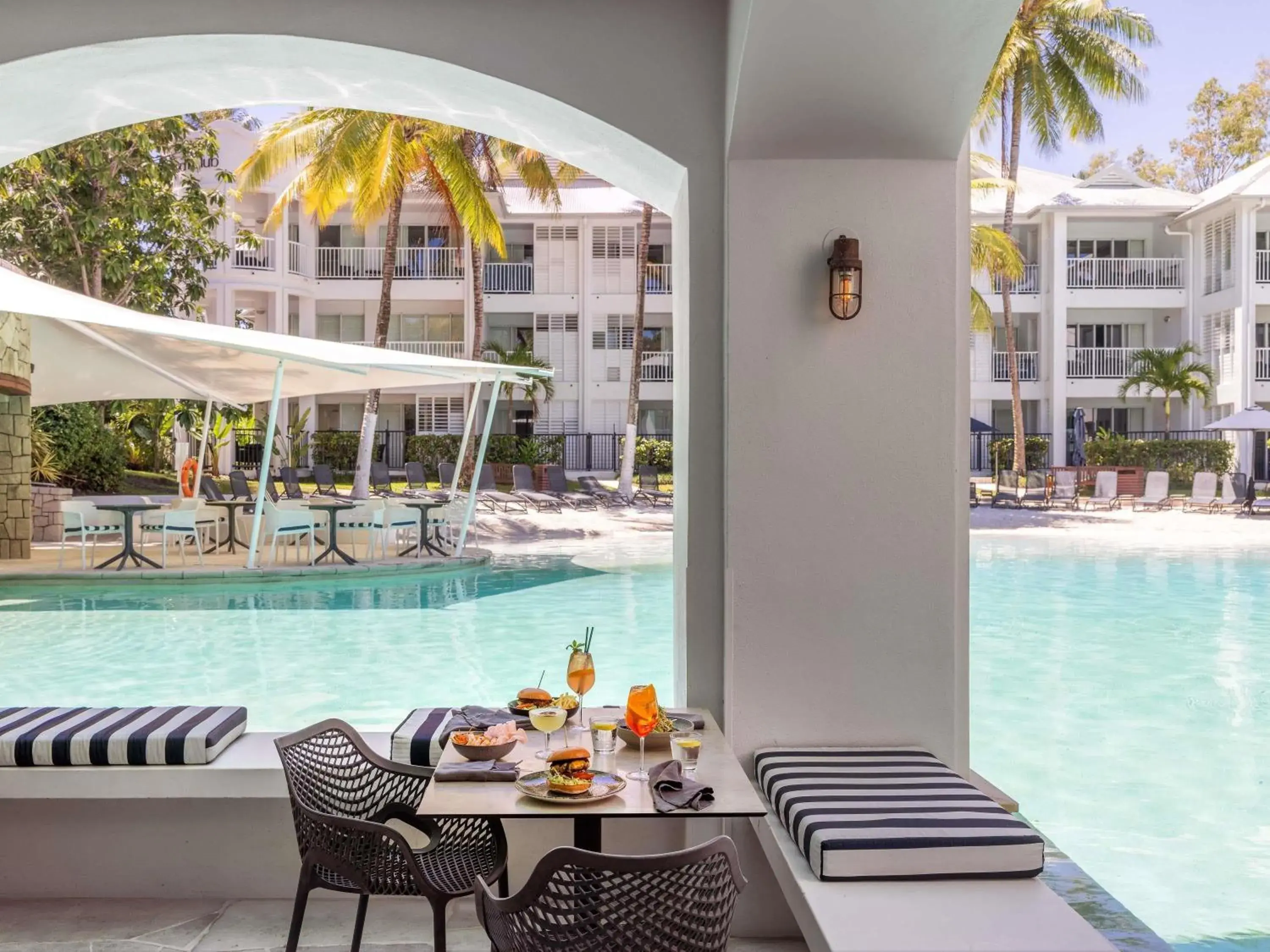 Property building in Peppers Beach Club Property building in Peppers Beach Club