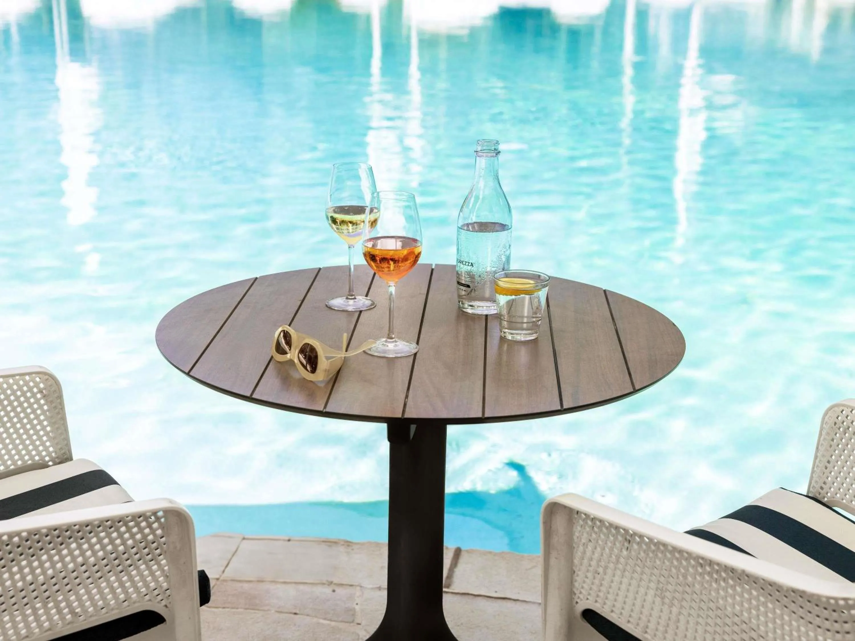 Restaurant/places to eat in Peppers Beach Club