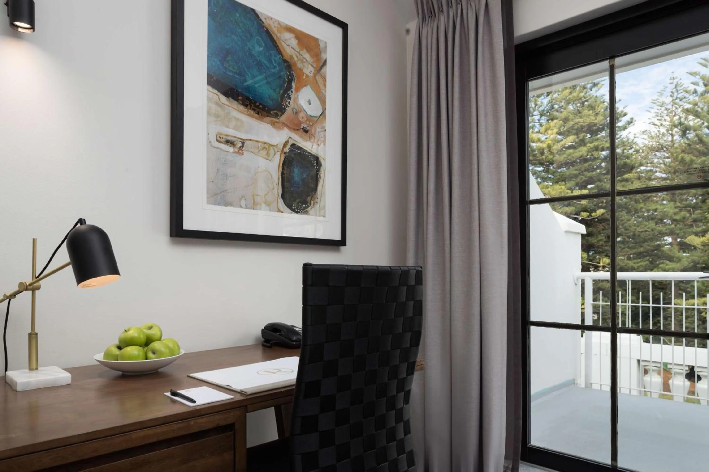 Bedroom in Esplanade Hotel Fremantle - by Rydges