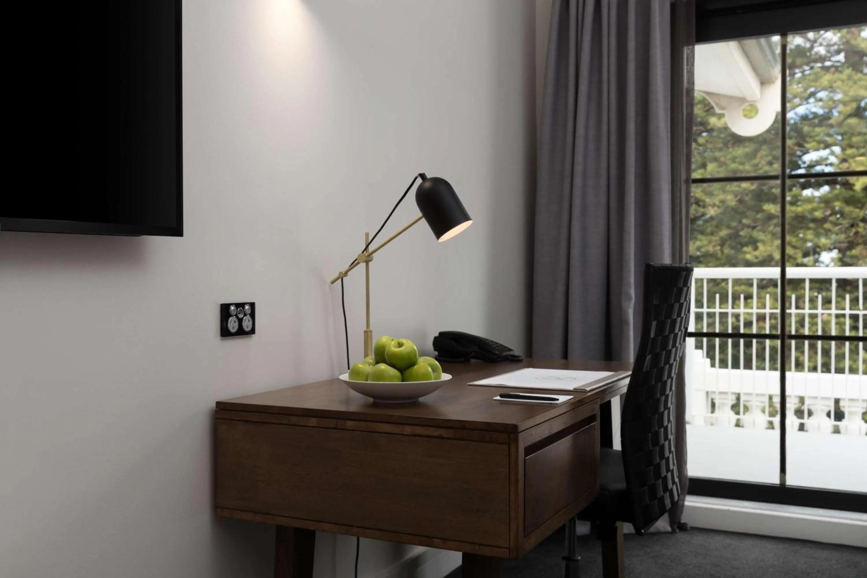 Bedroom in Esplanade Hotel Fremantle - by Rydges