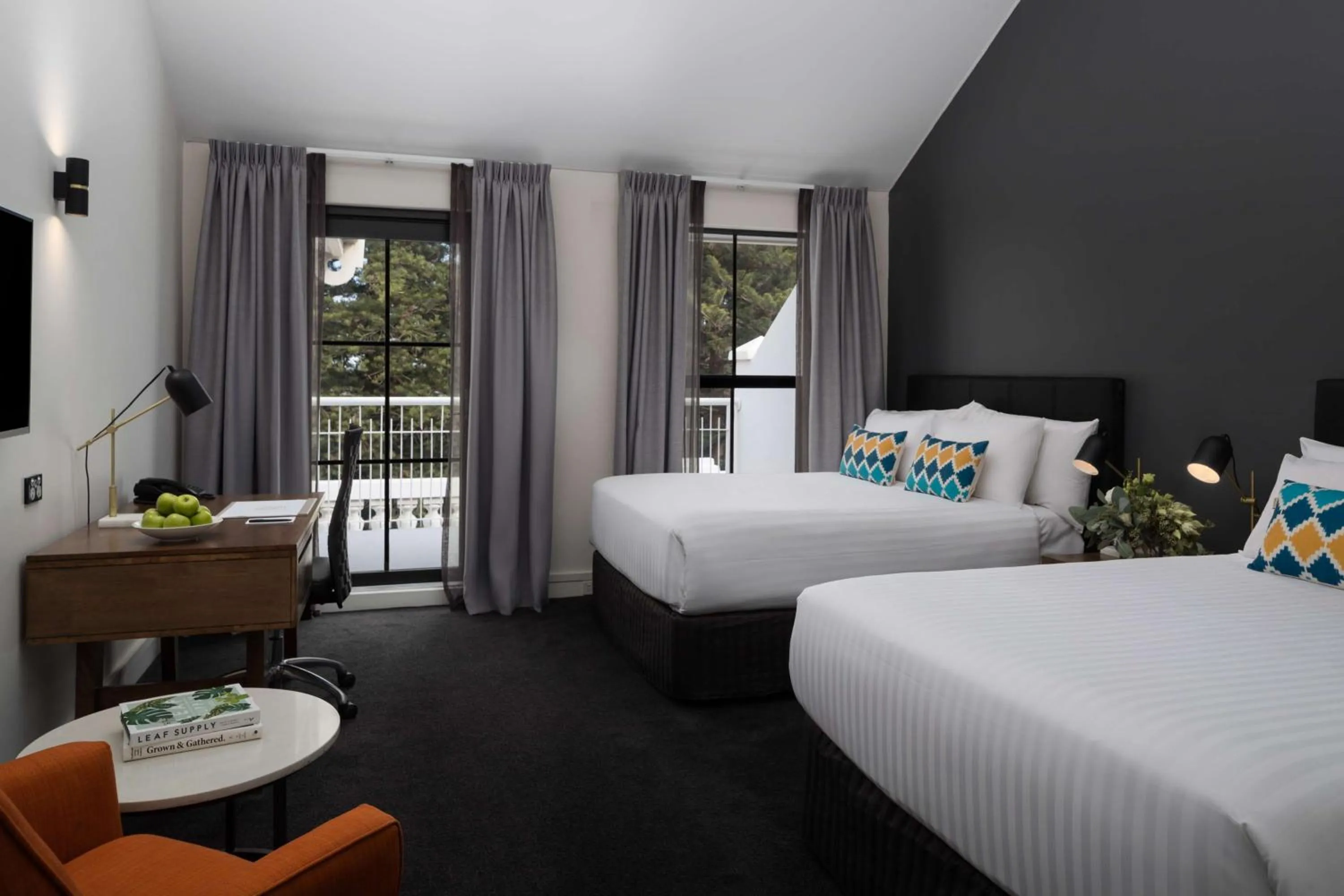 View (from property/room), Bed in Esplanade Hotel Fremantle - by Rydges