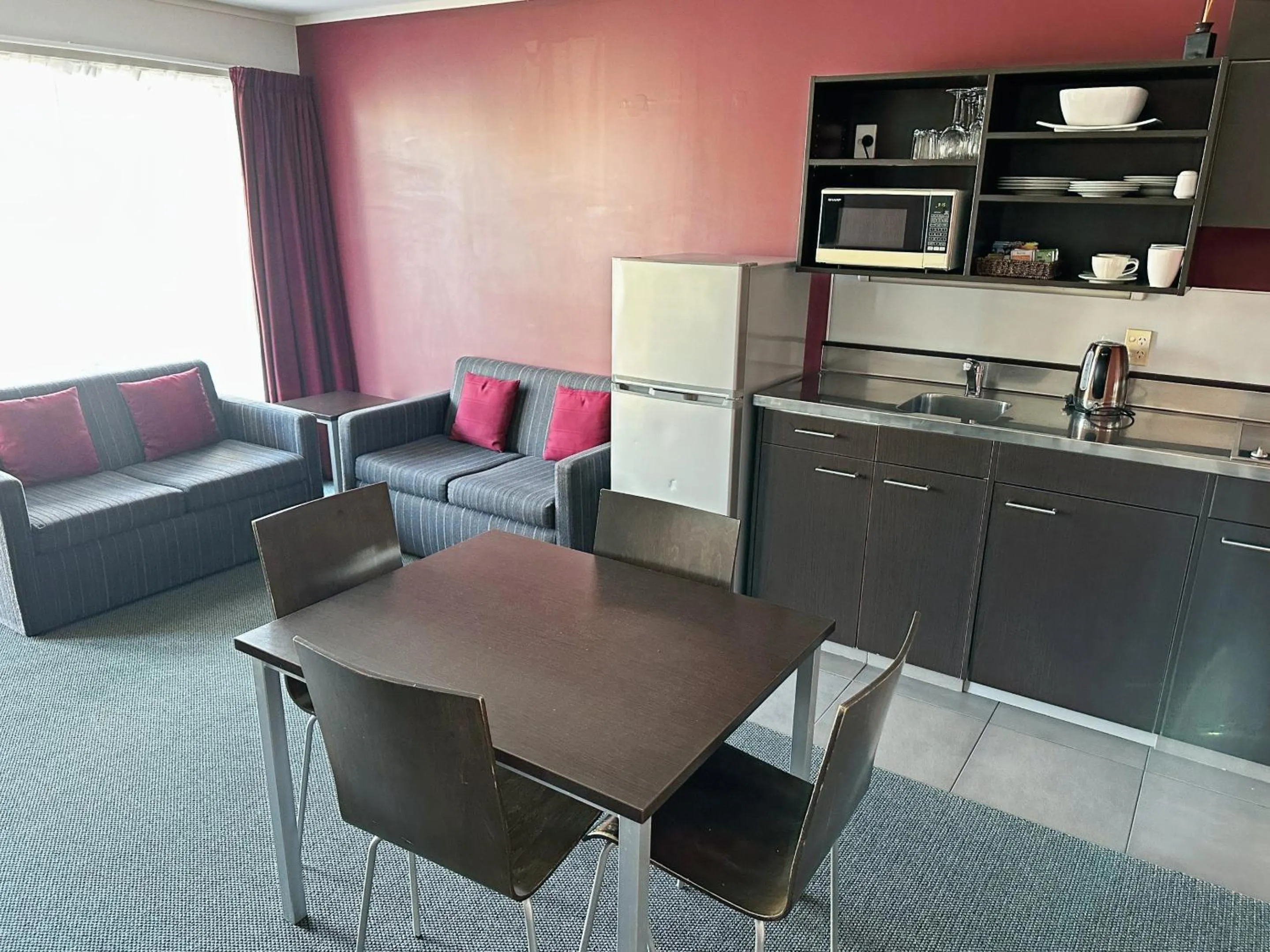 Kitchen or kitchenette in Arena Lodge