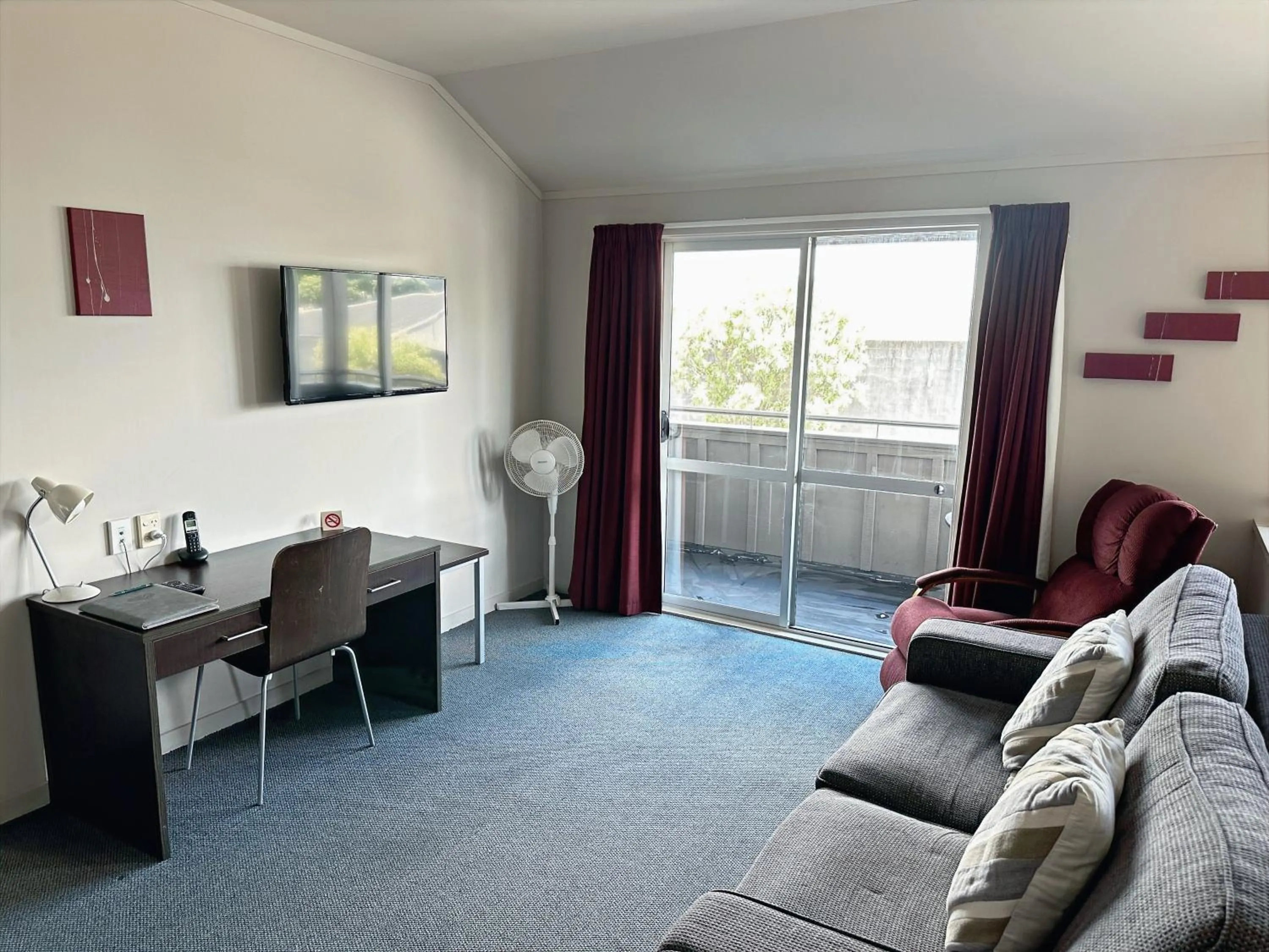 Lounge or bar in Arena Lodge